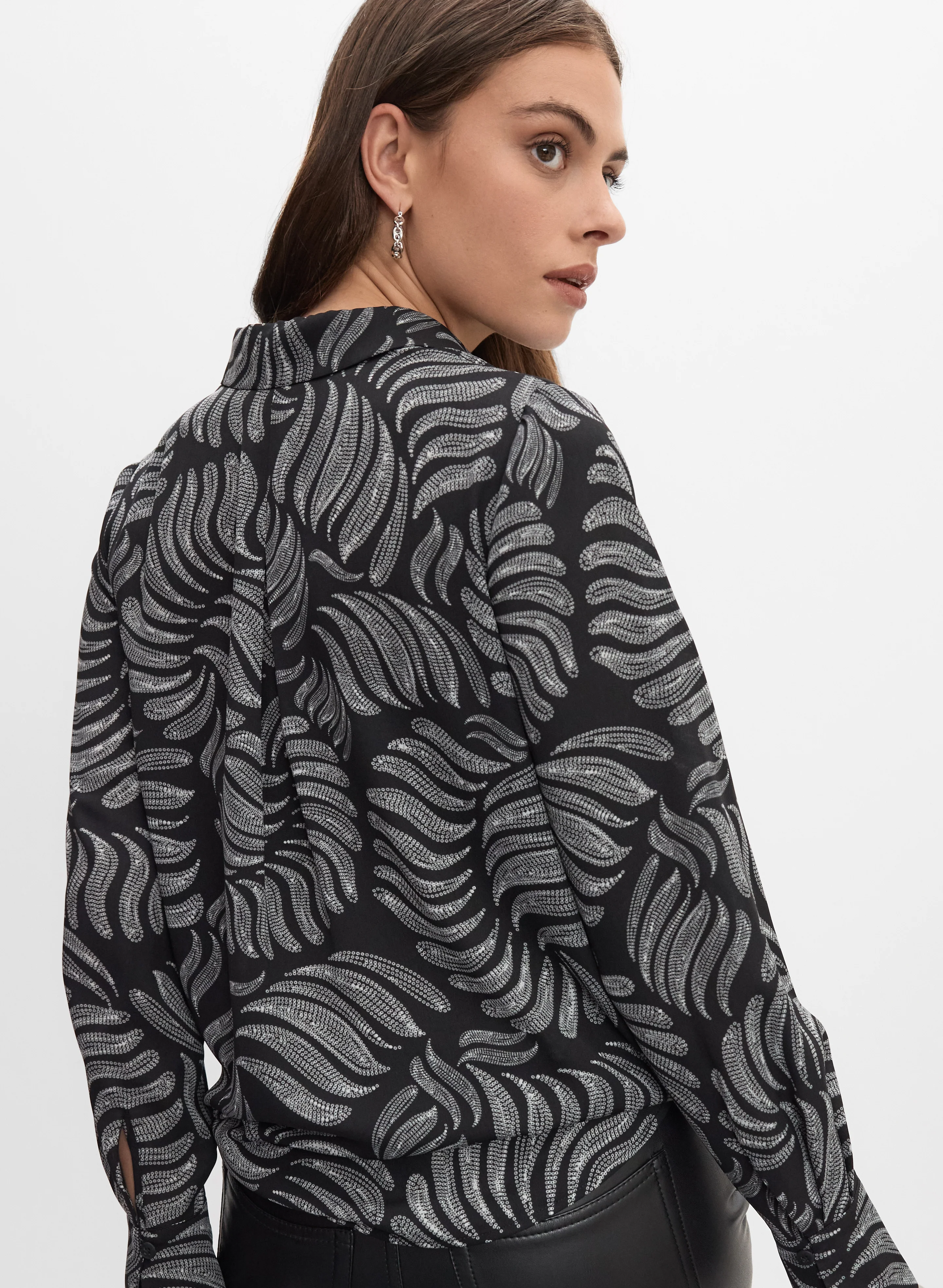 Abstract Leaf Print Blouse - Image 4