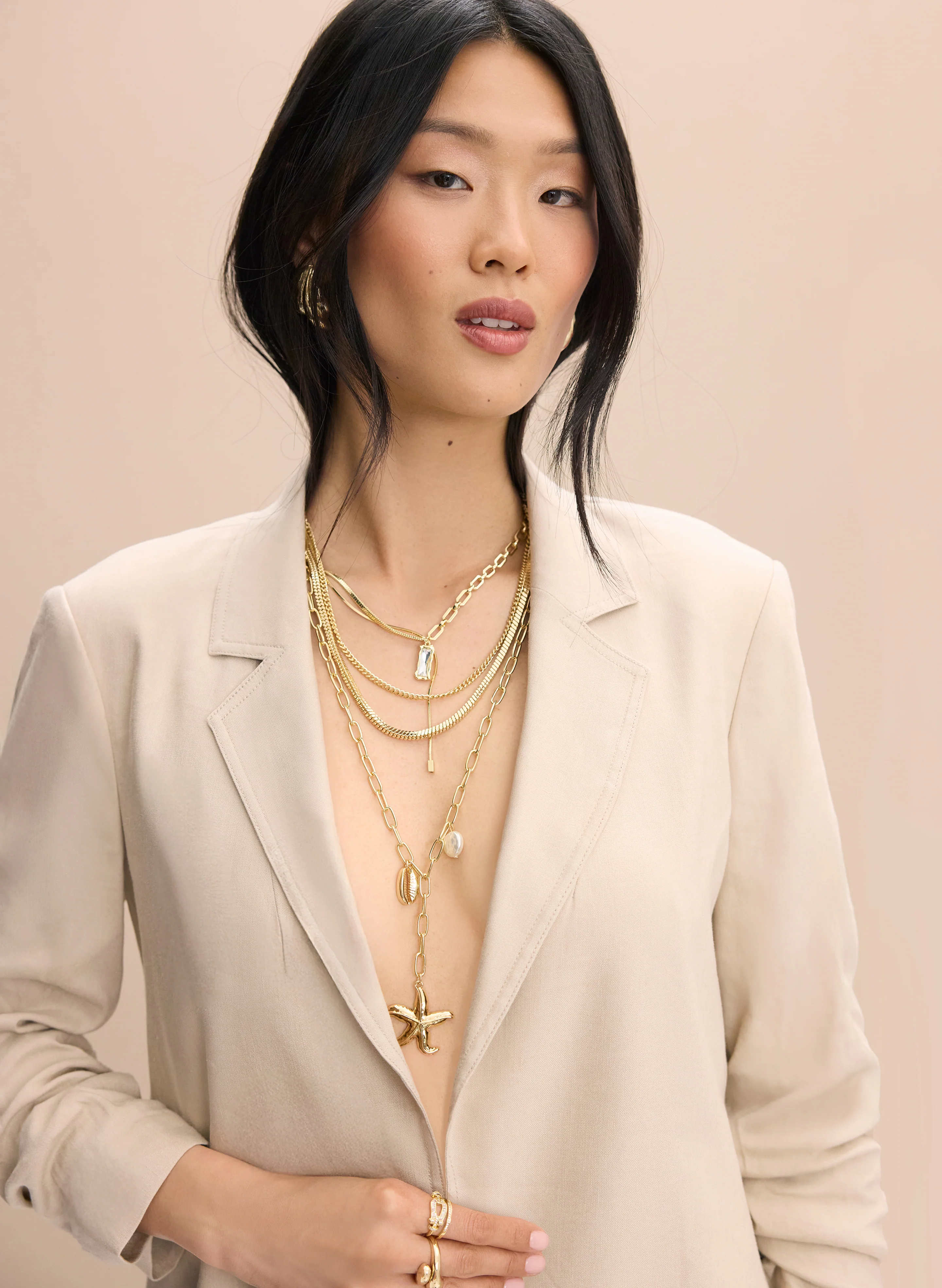 Accessorize to the Max - Look 01