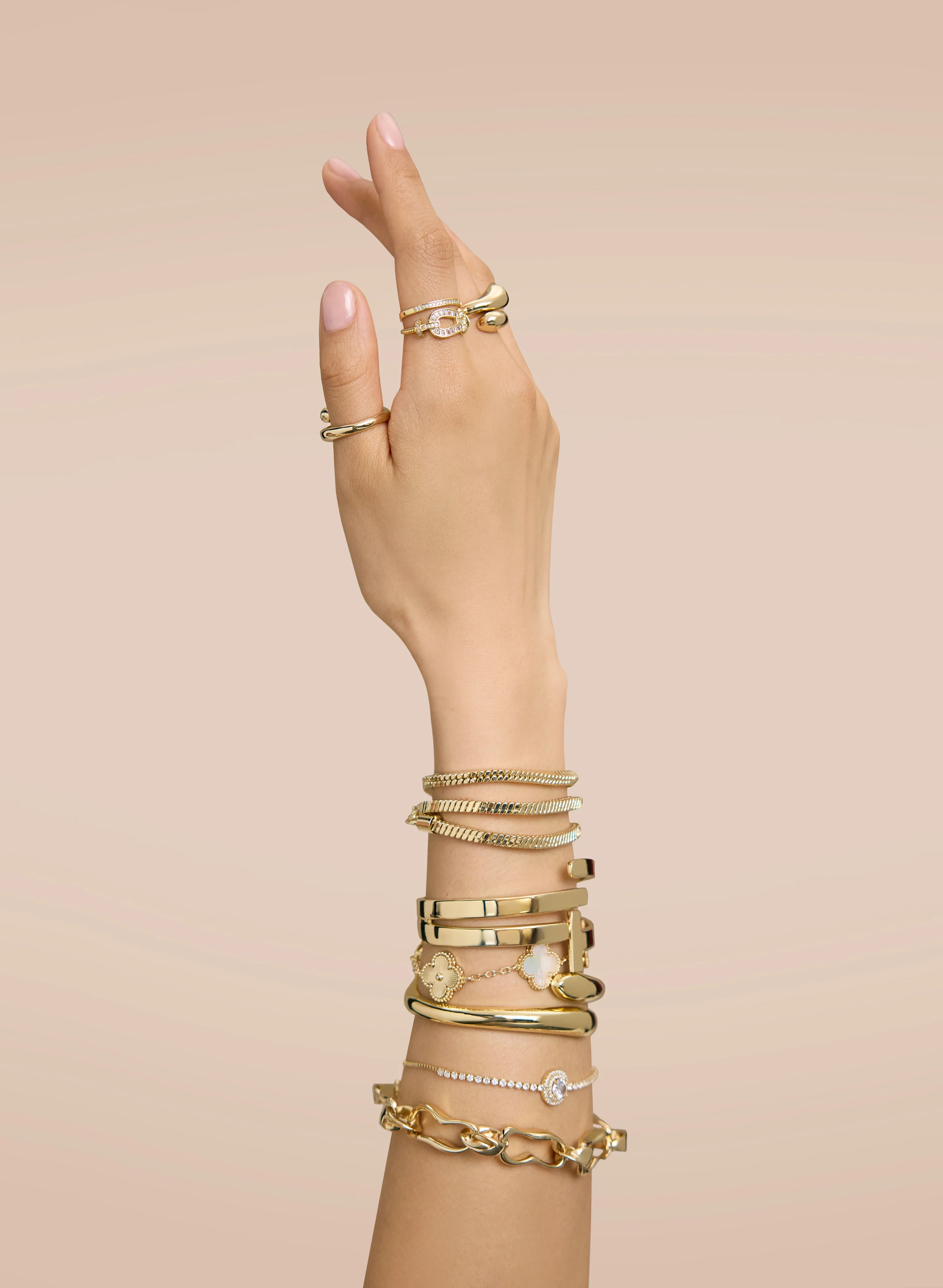 Accessorize to the Max - Look 03