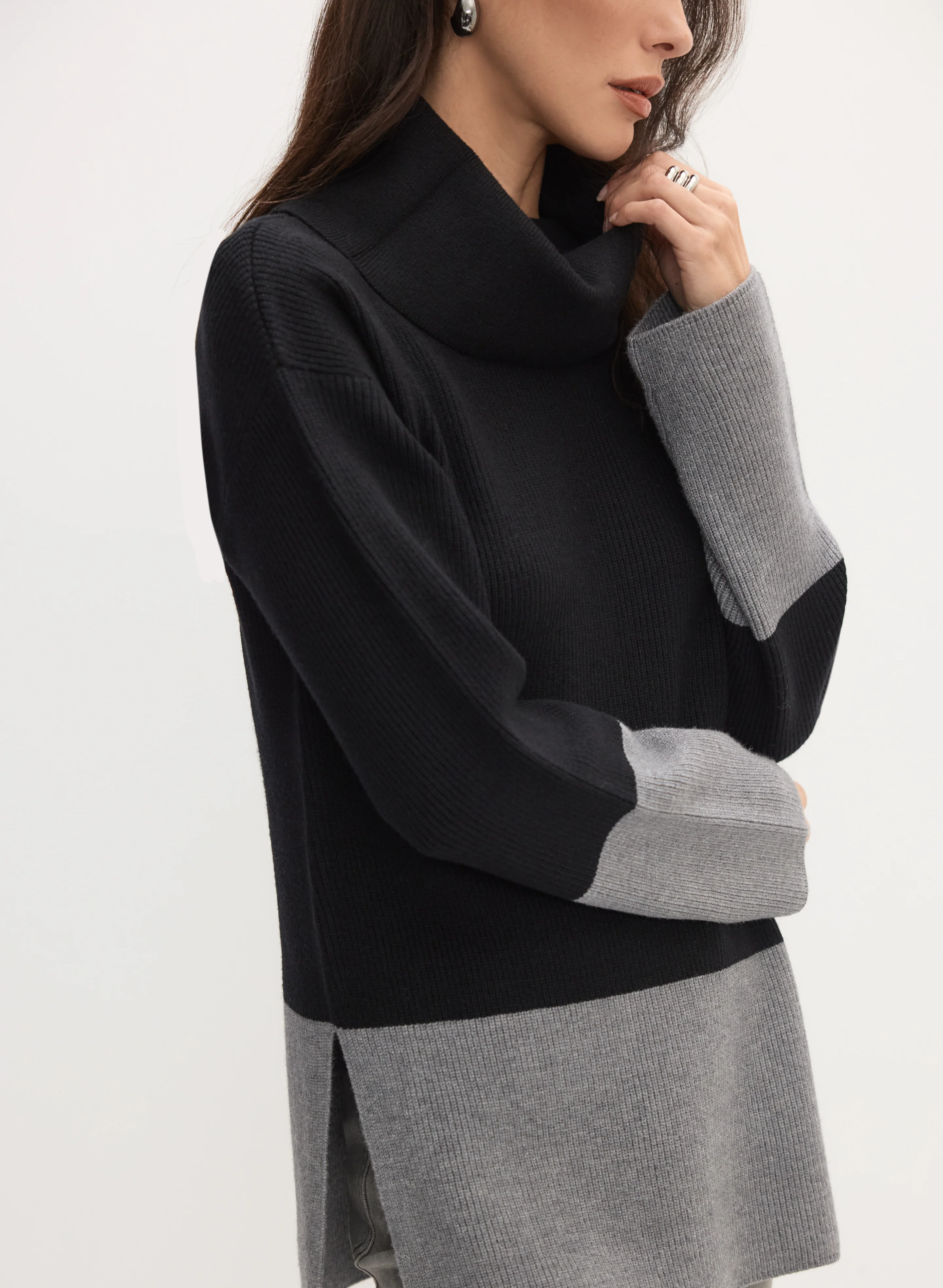 Colour-Block Tunic Sweater - Image 2