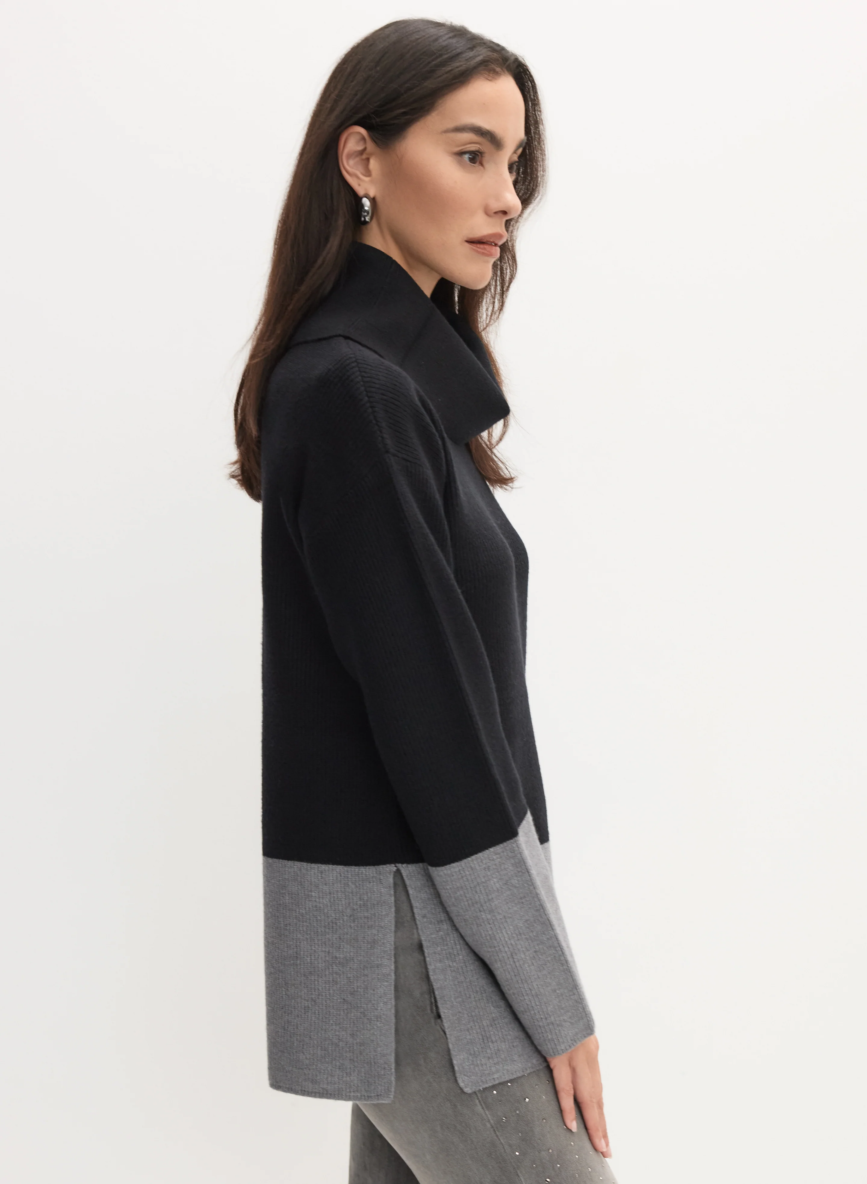 Colour-Block Tunic Sweater - Image 4