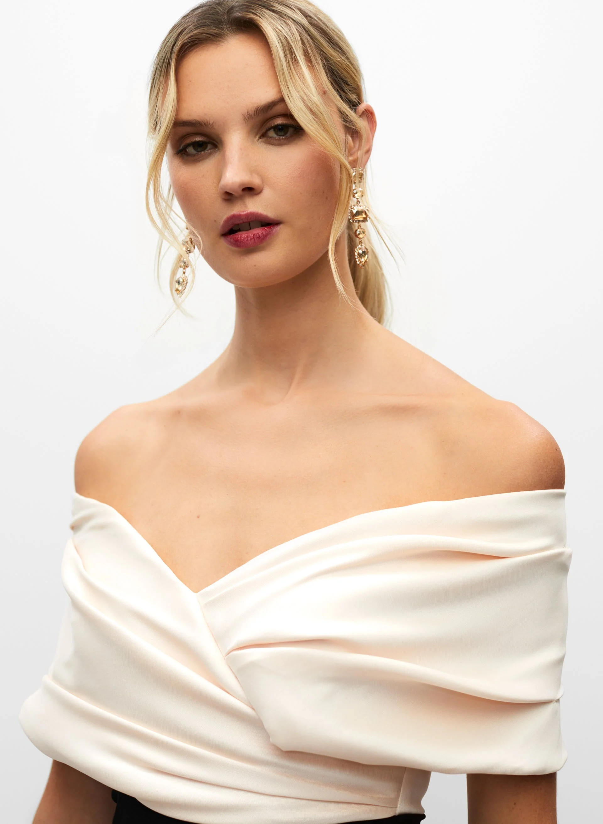 Contrast Sweetheart Wrap Neck Dress - Image 4