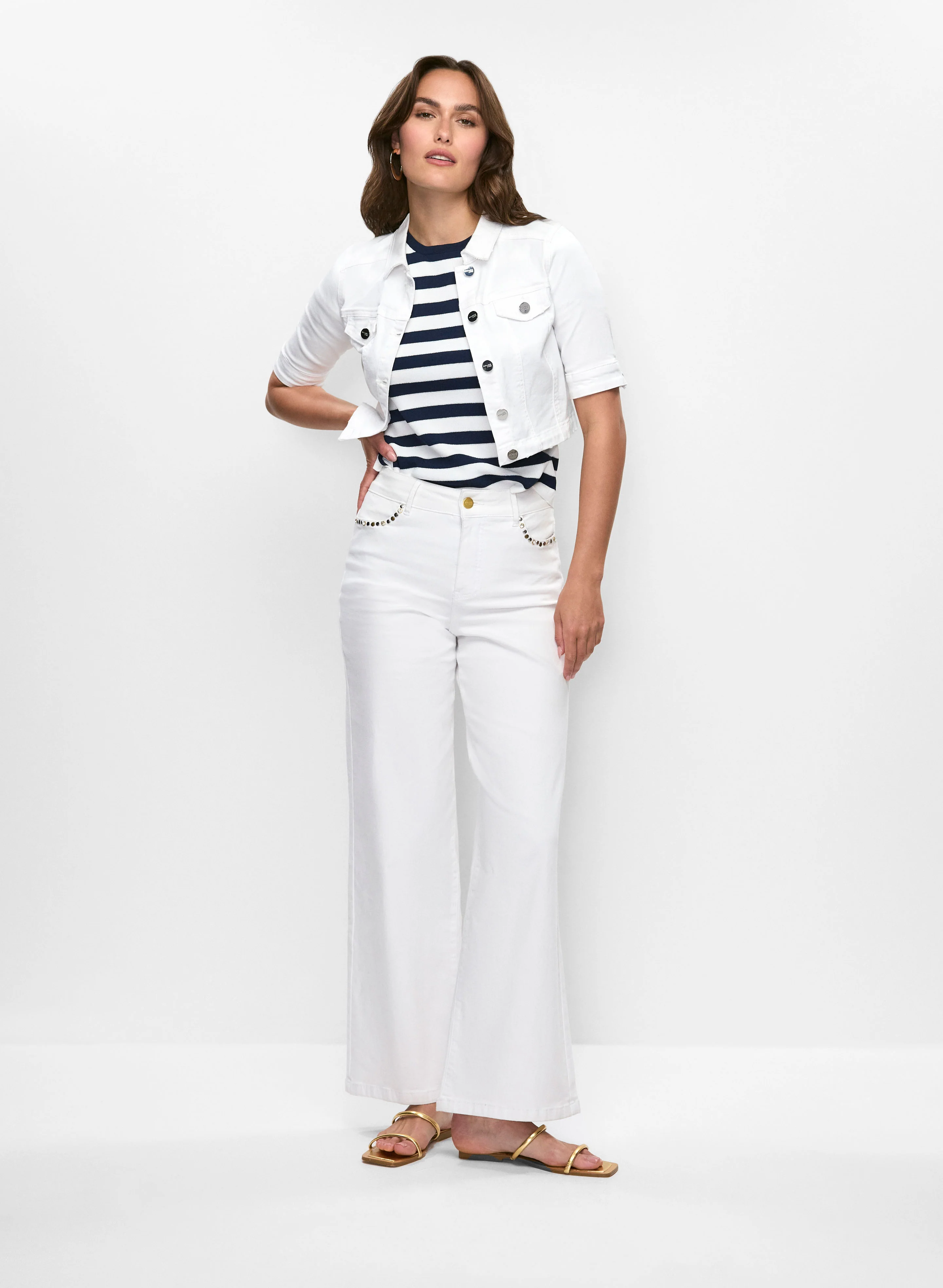 Cropped Jacket & Wide Leg Jeans
