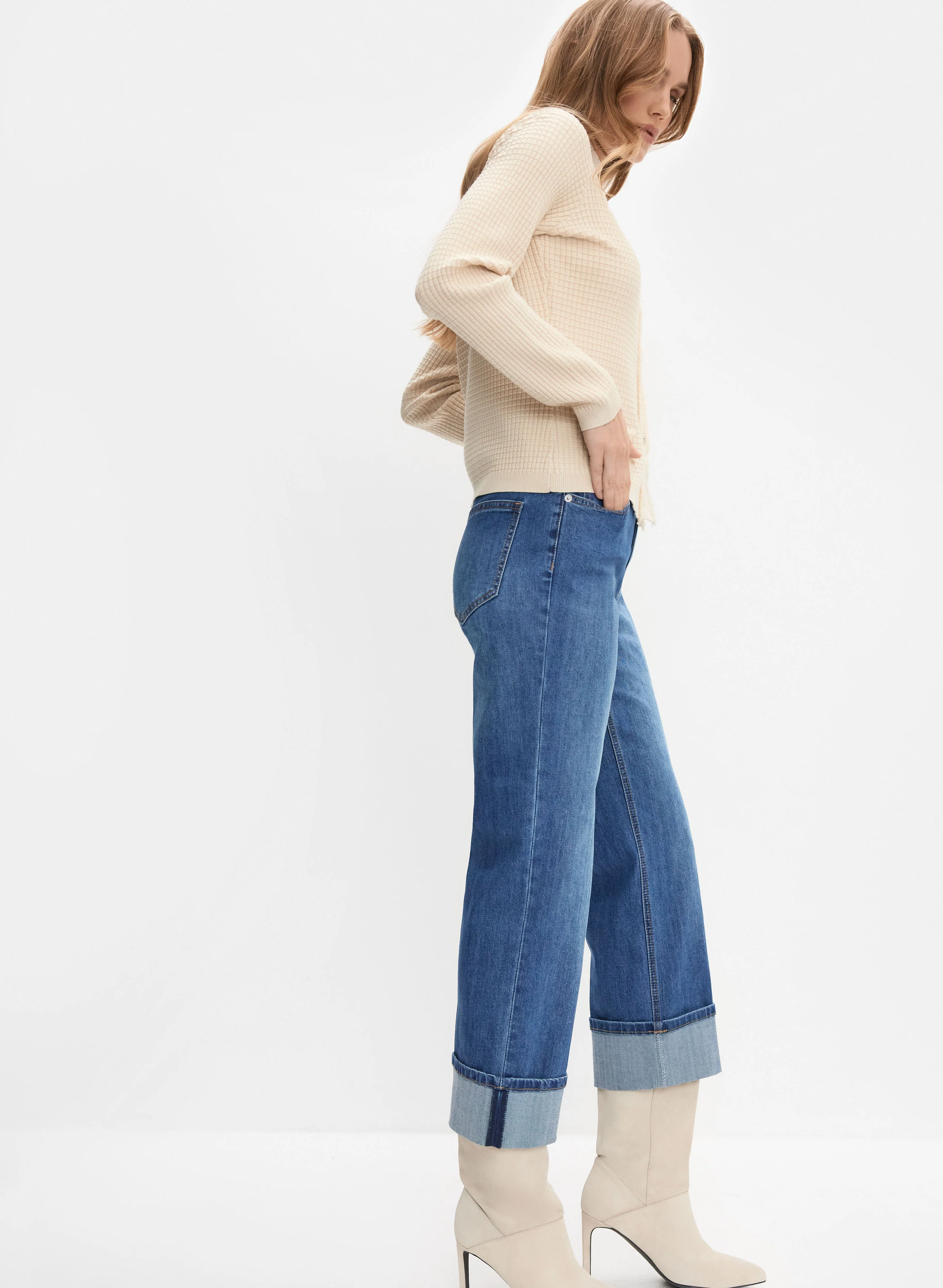 Cuffed Wide-Leg Culotte Jeans - Image 5