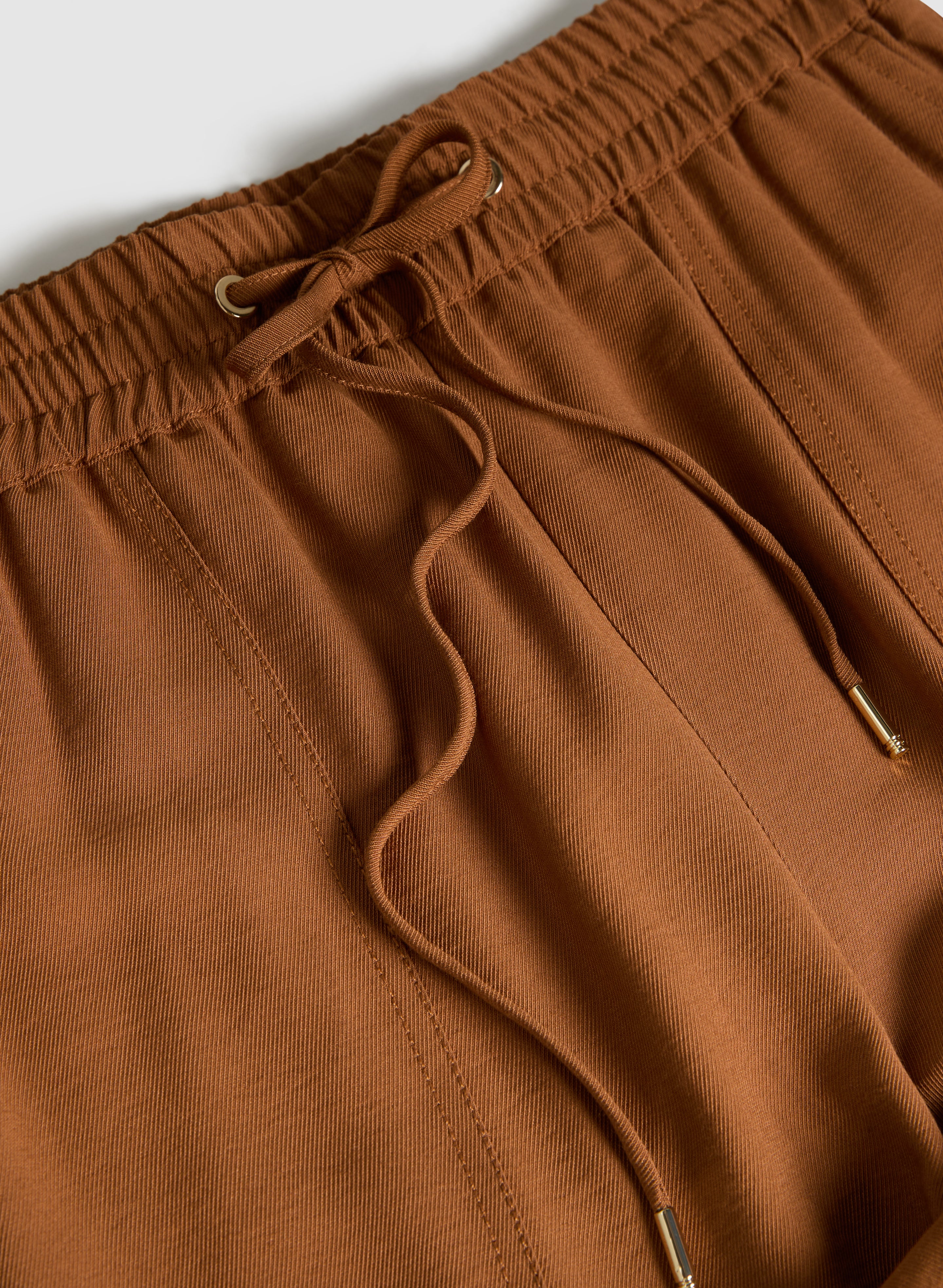 Drawstring Pull-On Capris - Image 6
