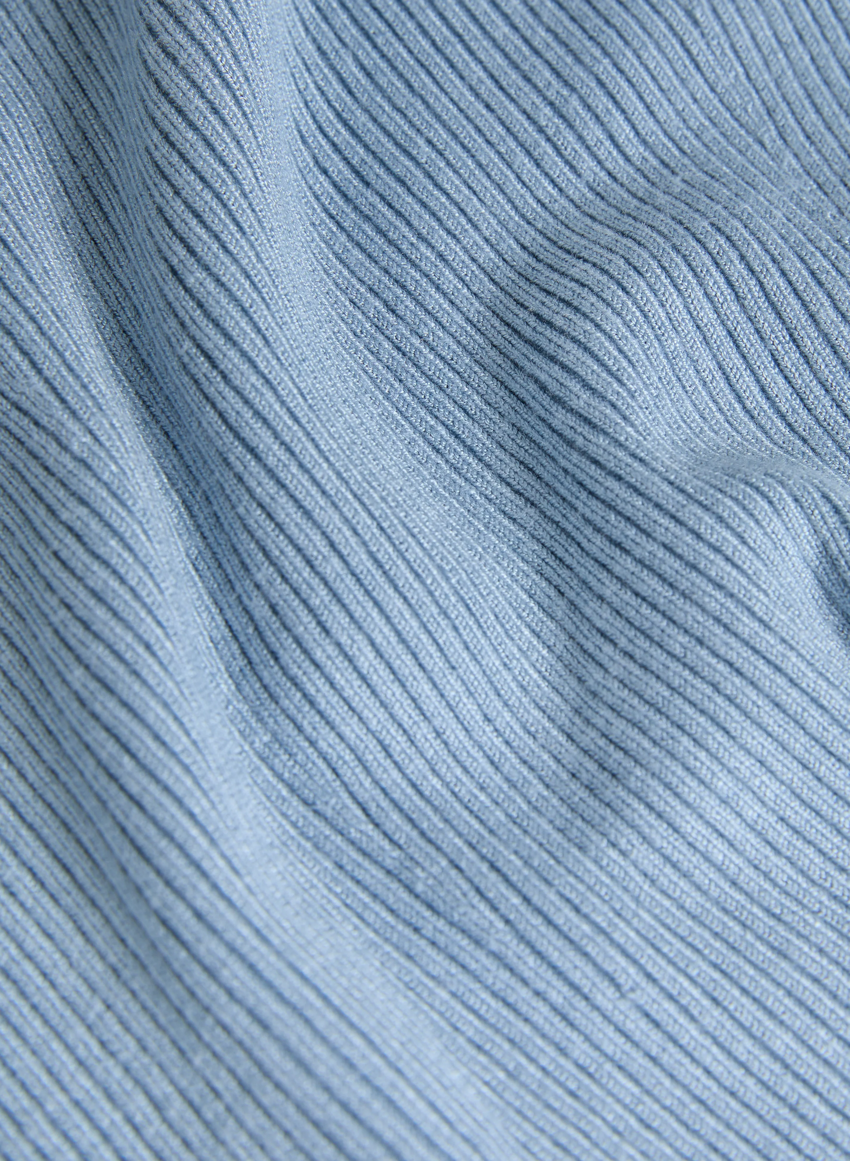 Essential Mock Neck Tank Top - Image 7
