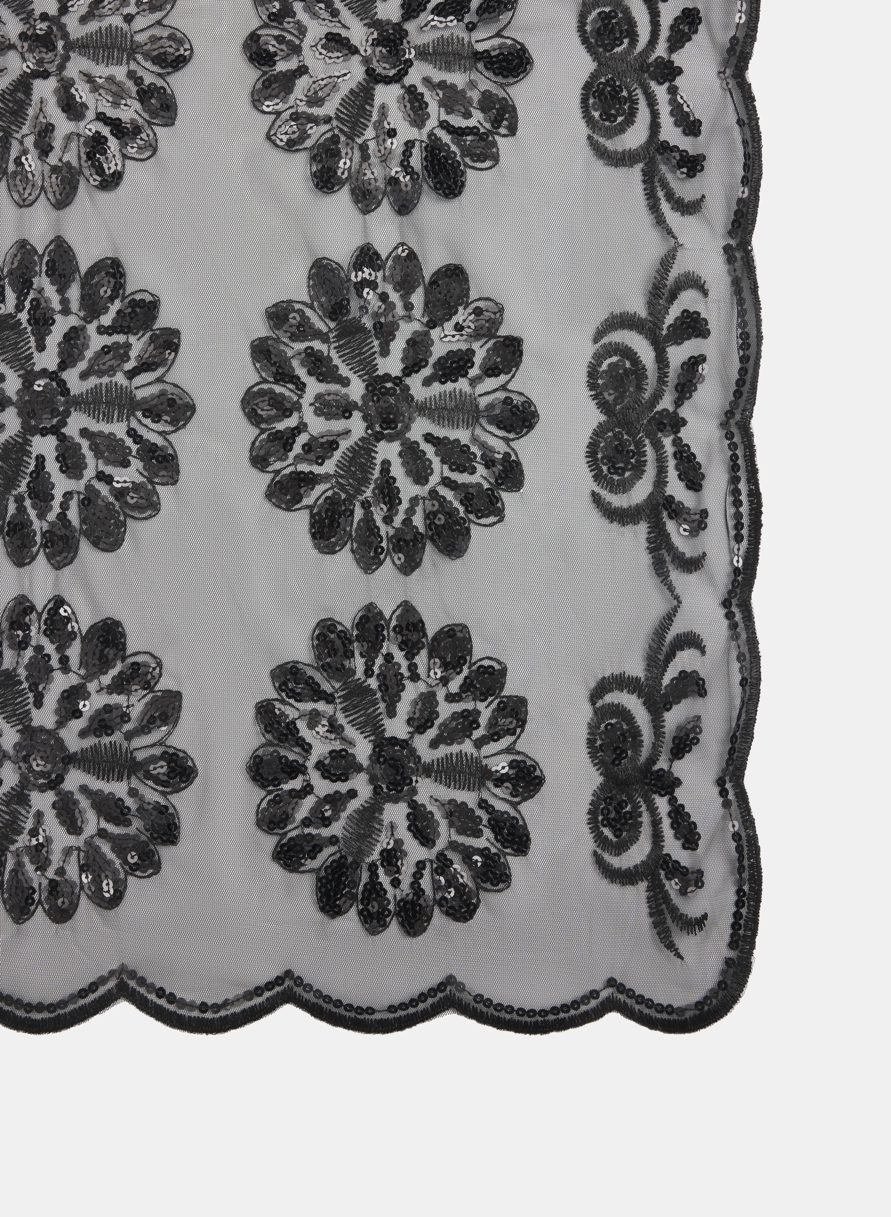 Floral Mesh Wrap - Image 3