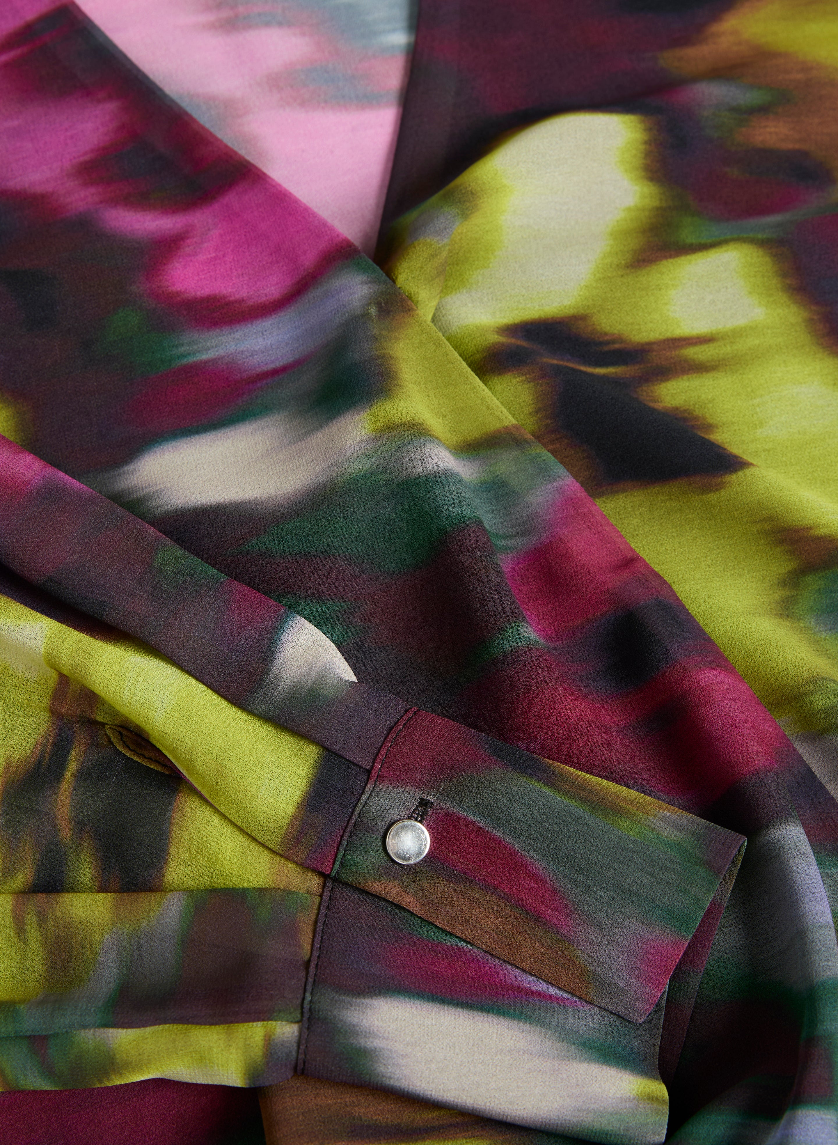 Floral Print Chiffon Blouse - Image 7
