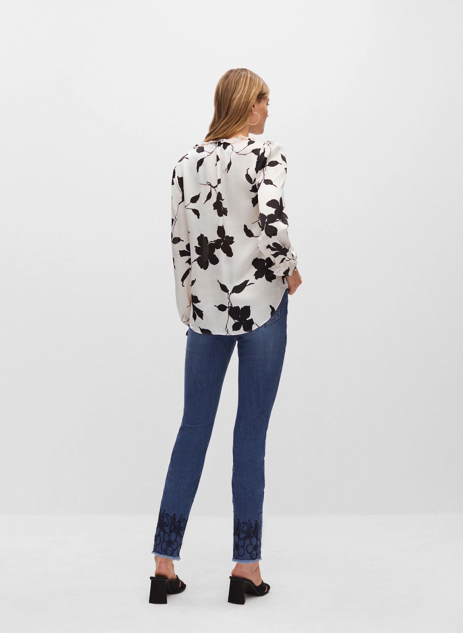 Floral Print Ruffle Detail Blouse - Image 4