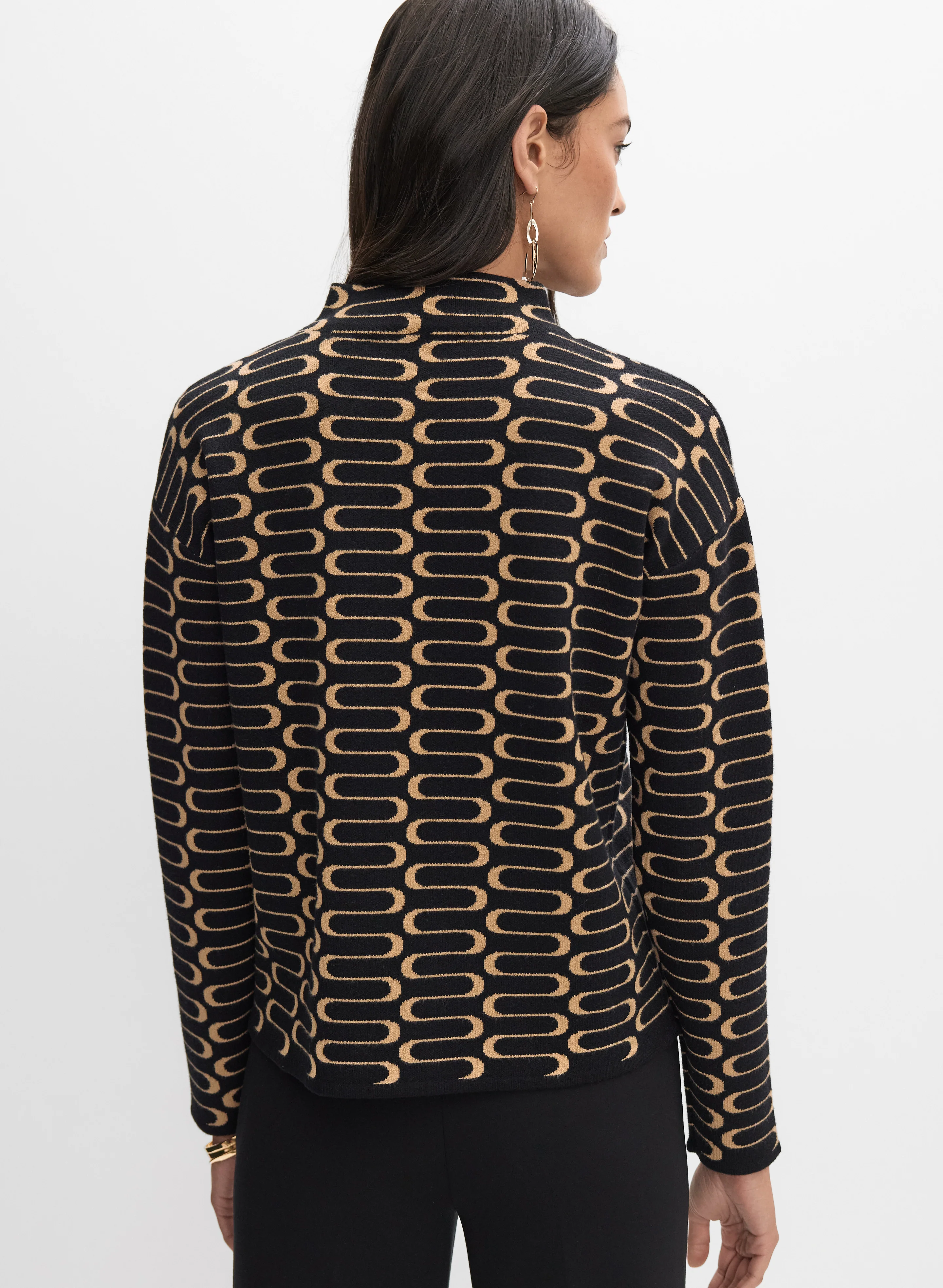 Jacquard Pattern Pullover - Image 4