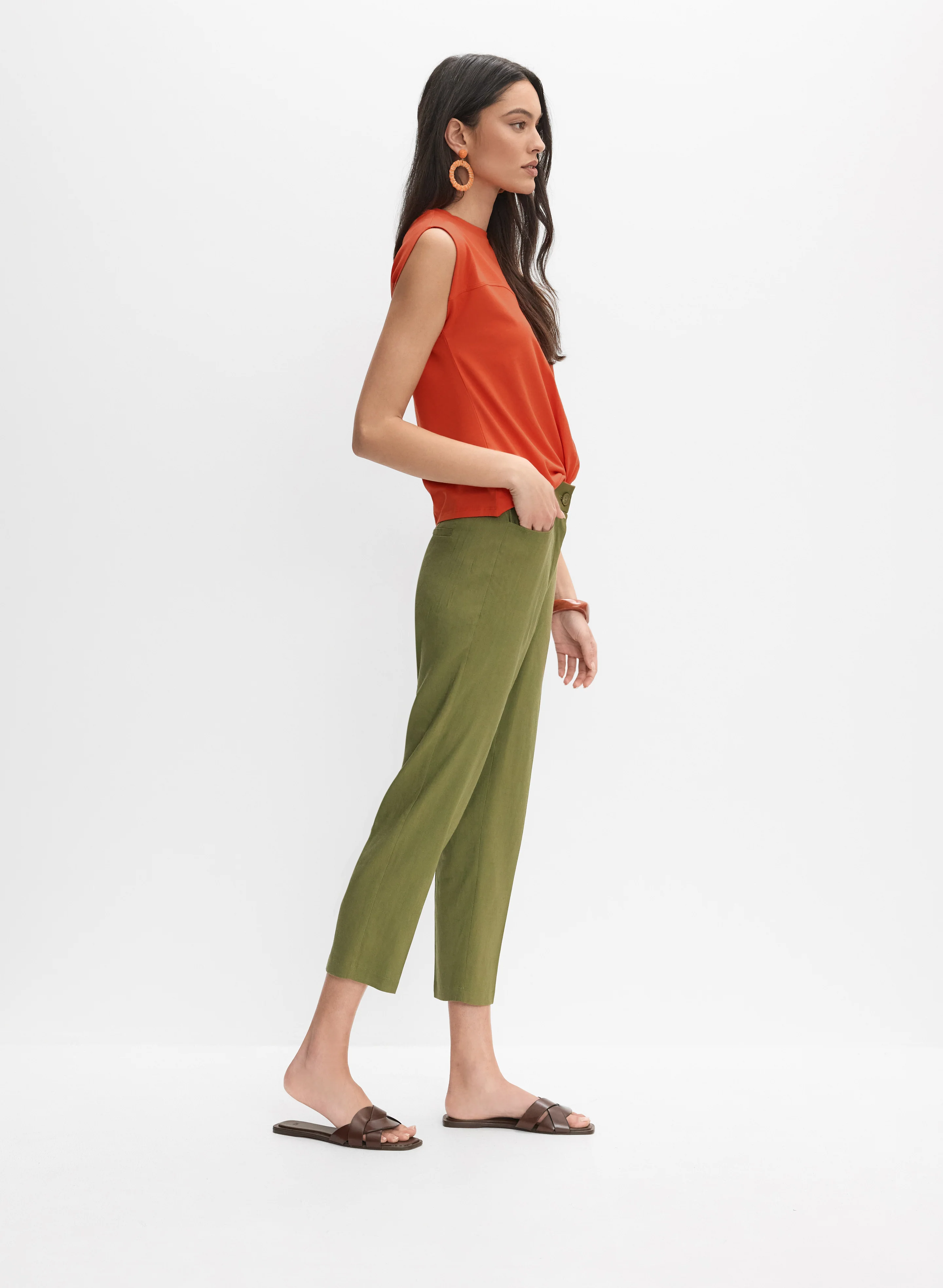 Linen-Blend Capris - Image 5