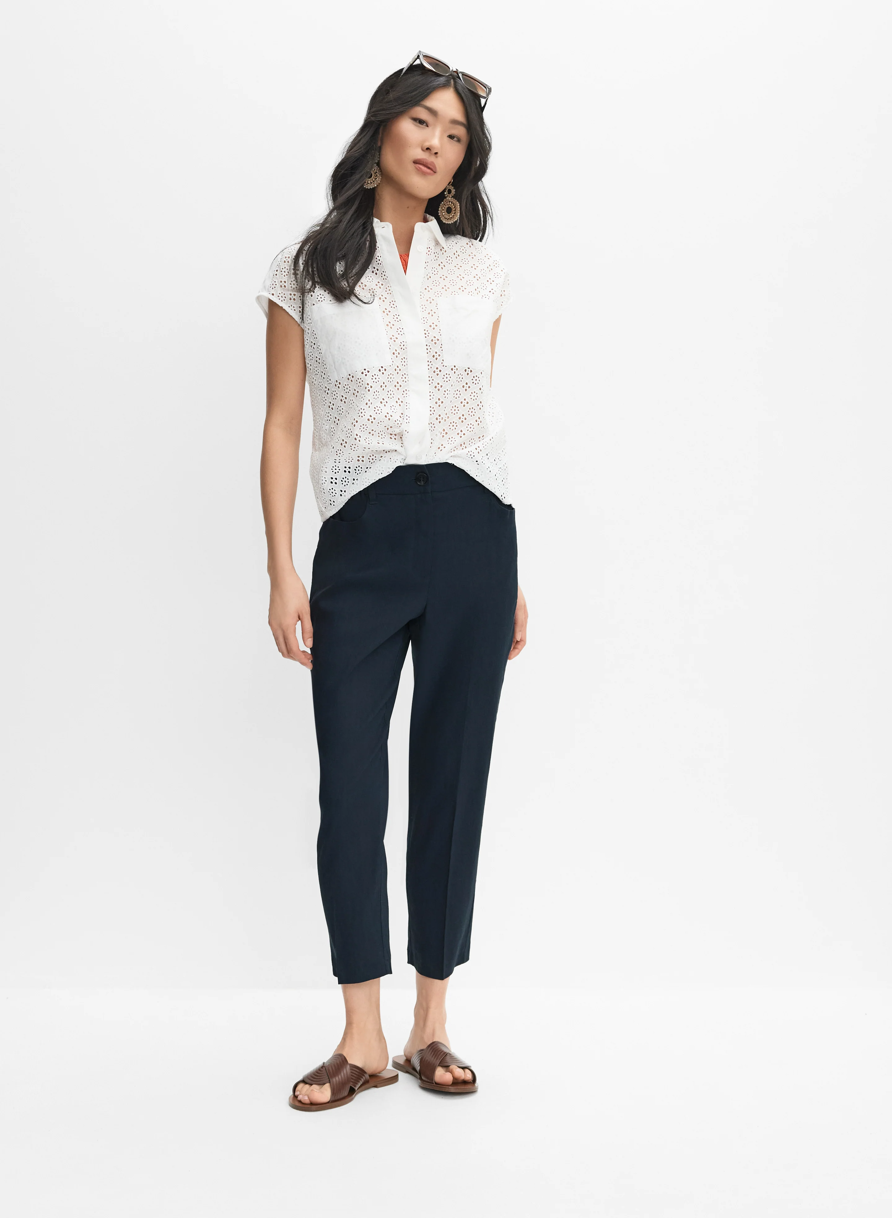 Linen-Blend Capris - Image 3