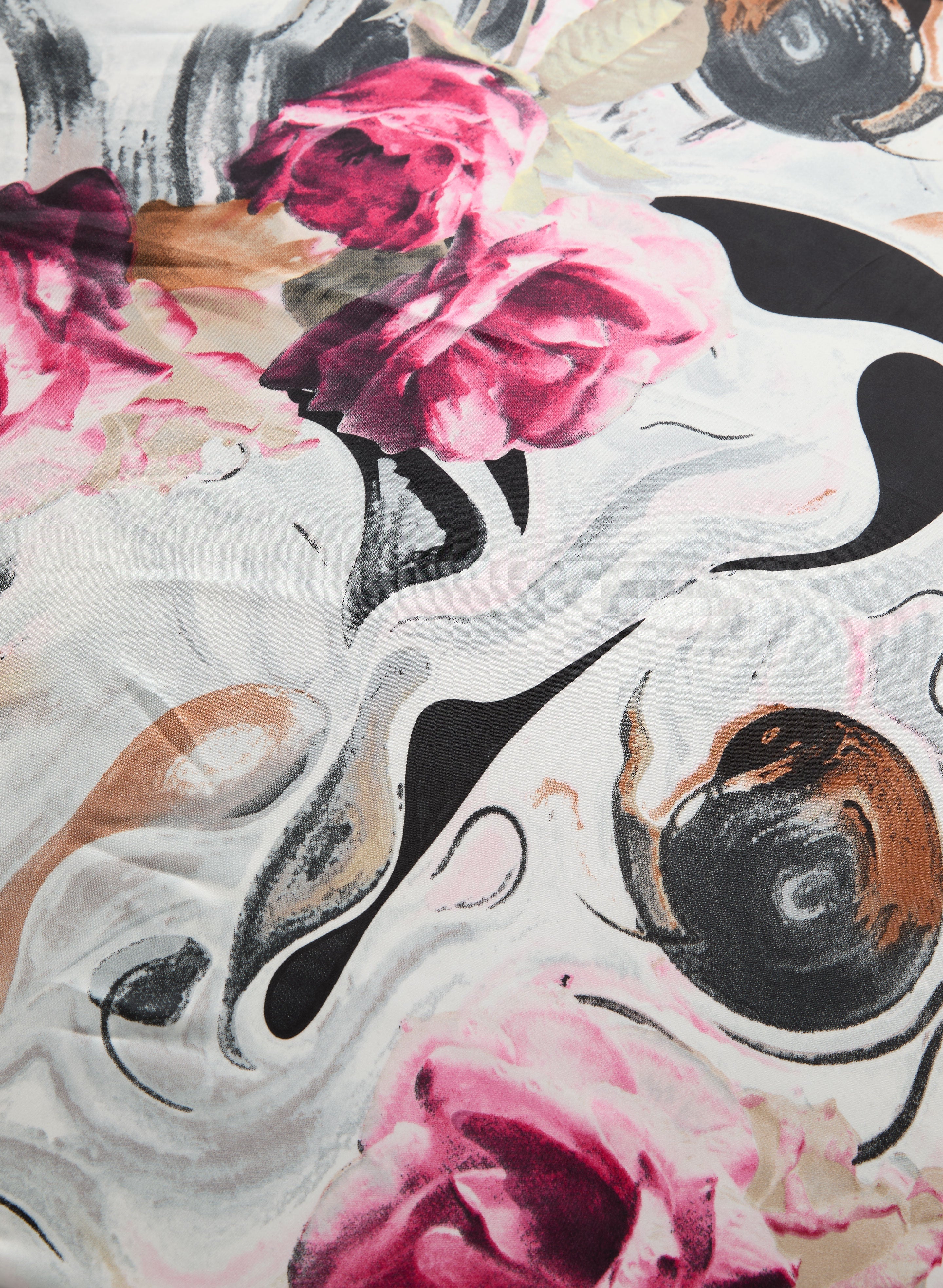 Marble & Roses Oblong Scarf - Image 2