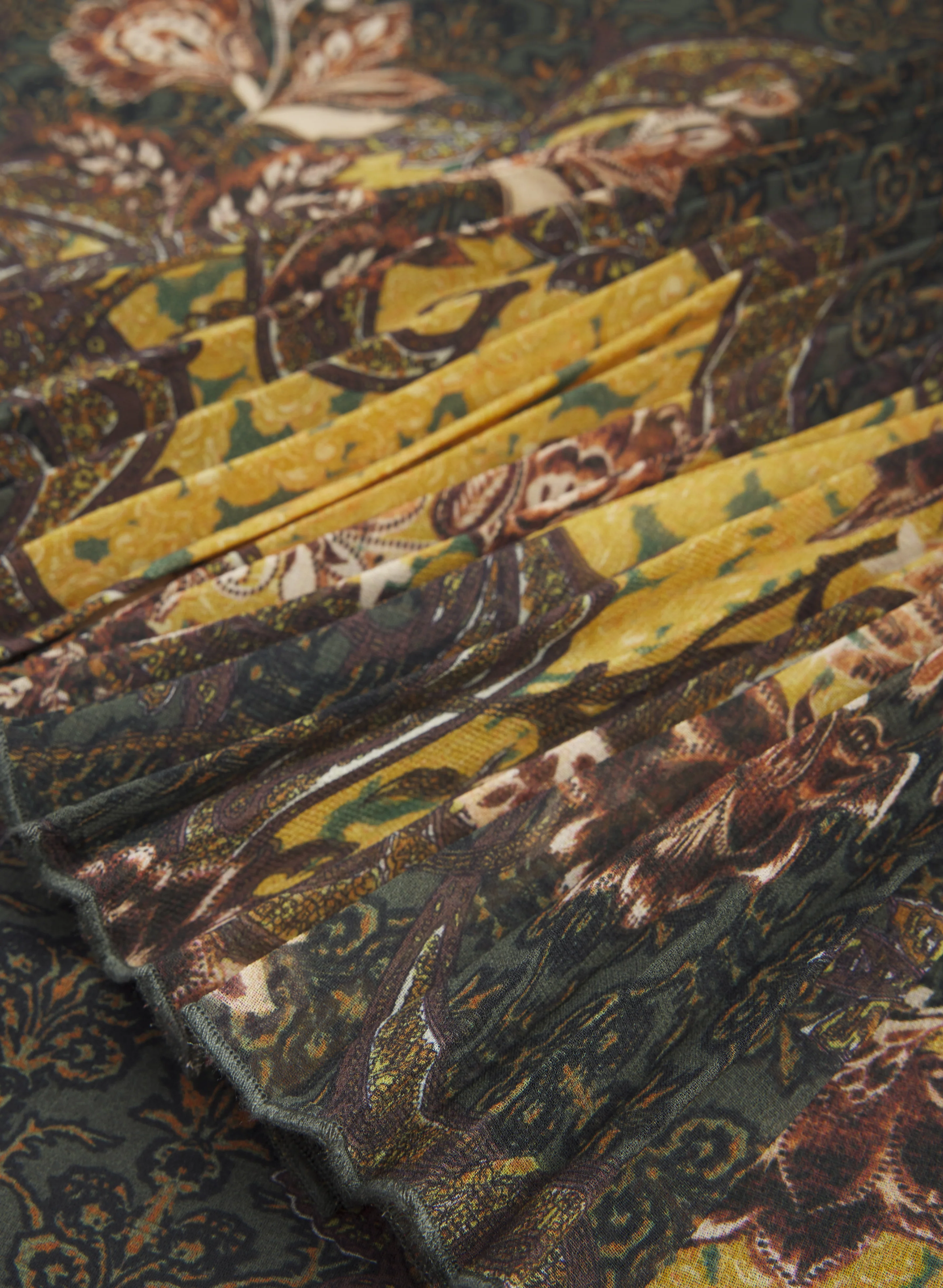 Paisley Plissé Detail Top - Image 6