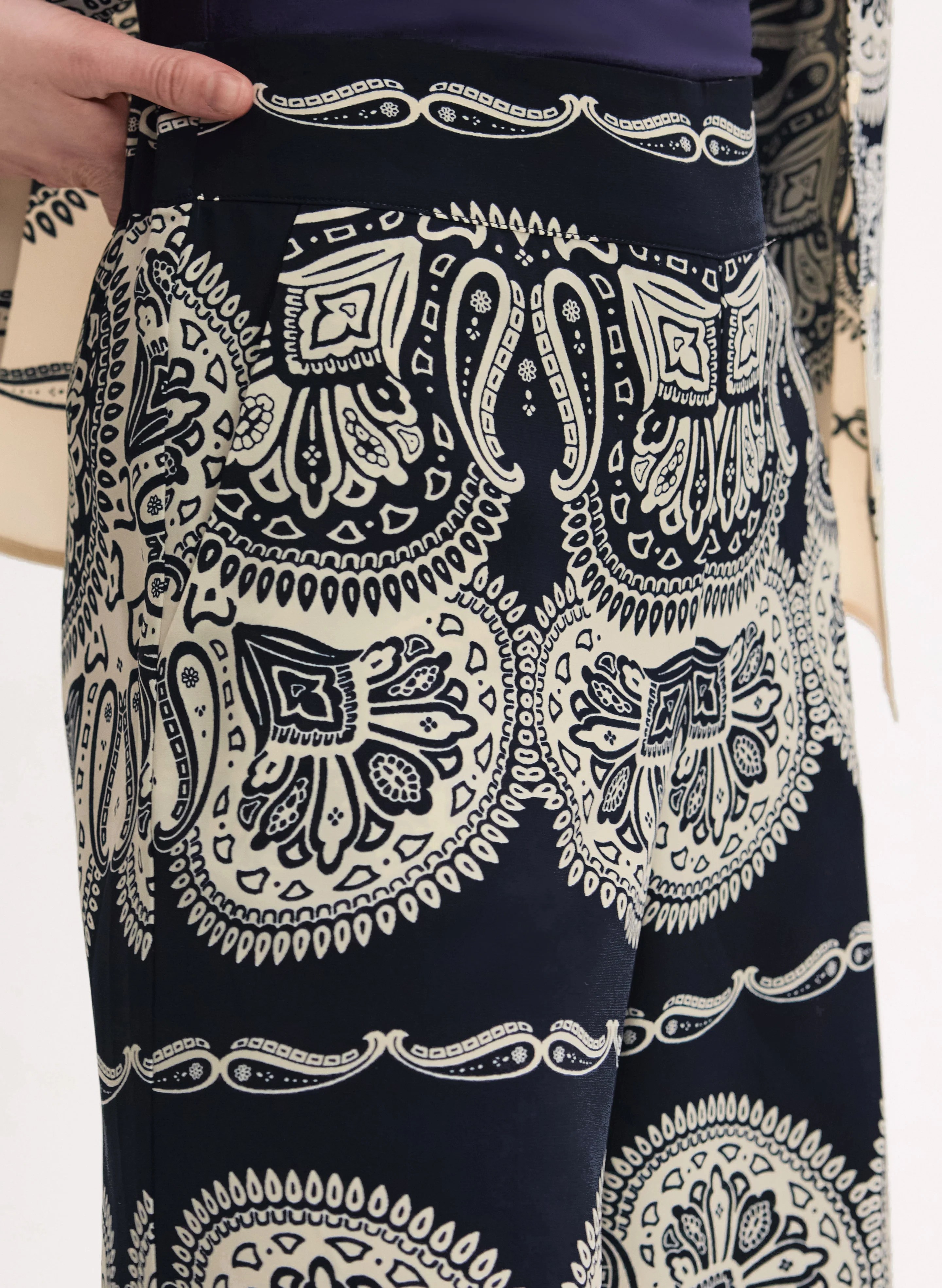 Paisley Wide-Leg Pants - Image 4