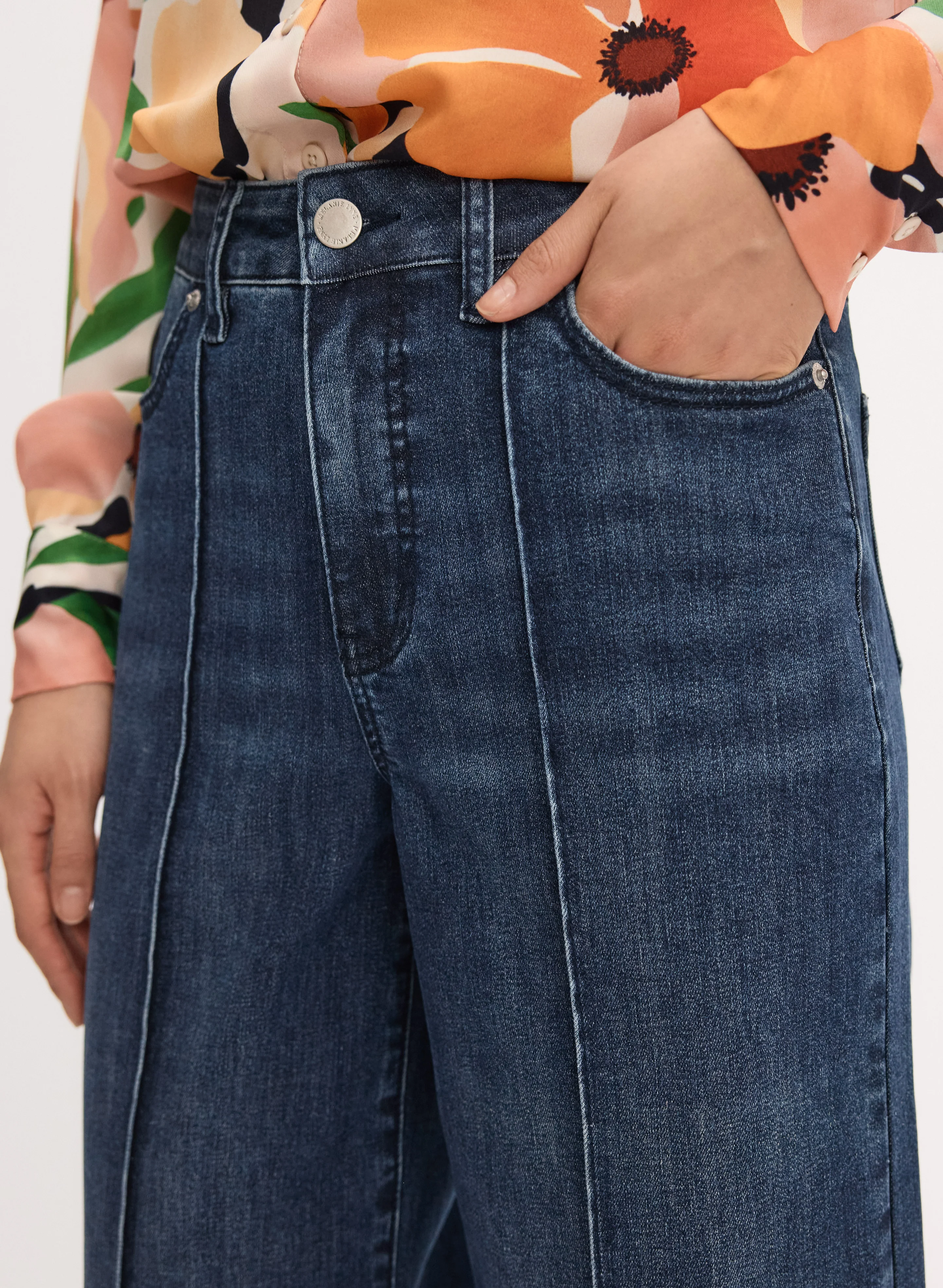 Pintuck Wide-Leg Jeans - Image 4