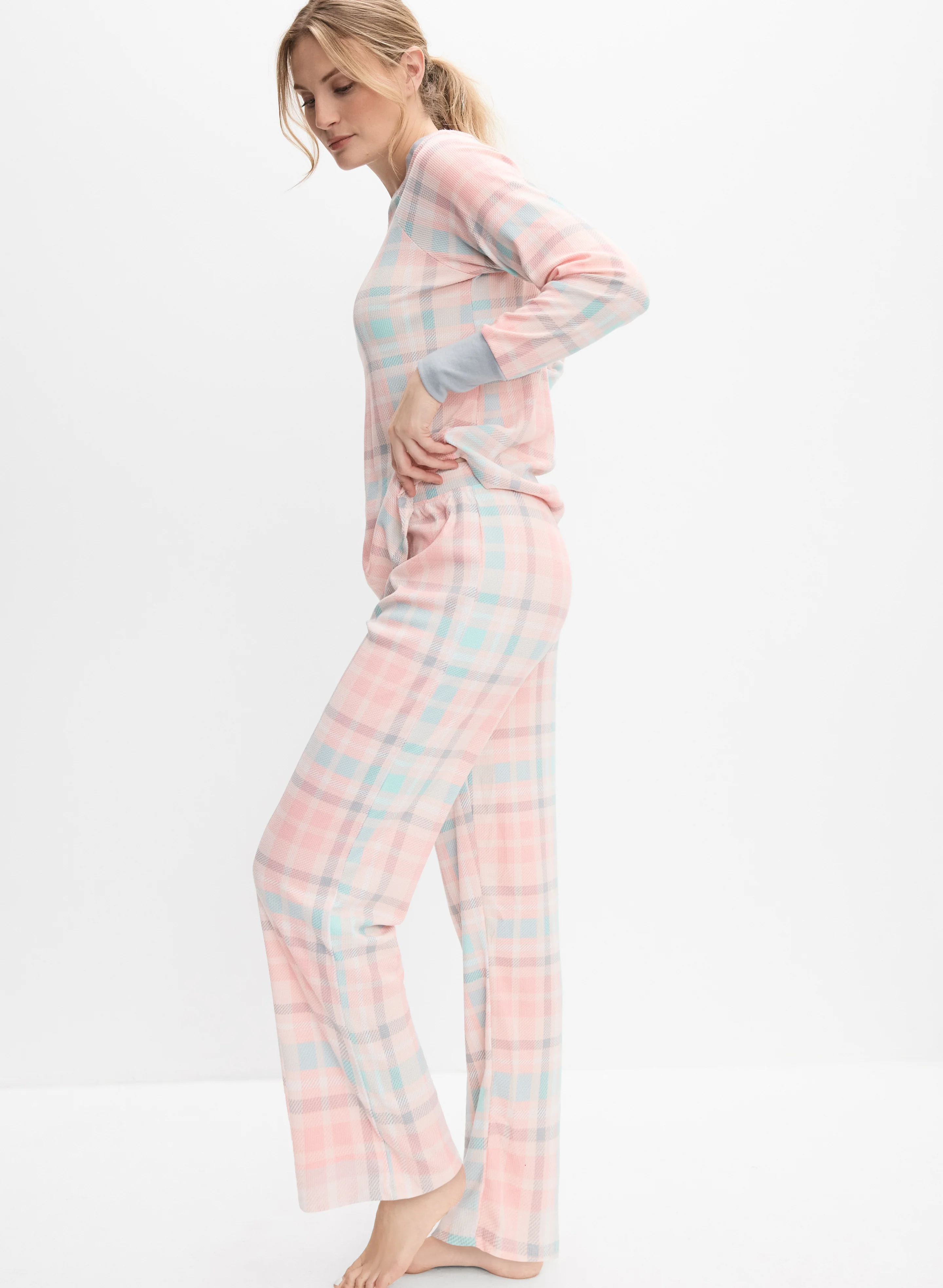 Plaid Print Pyjama Set - Image 3