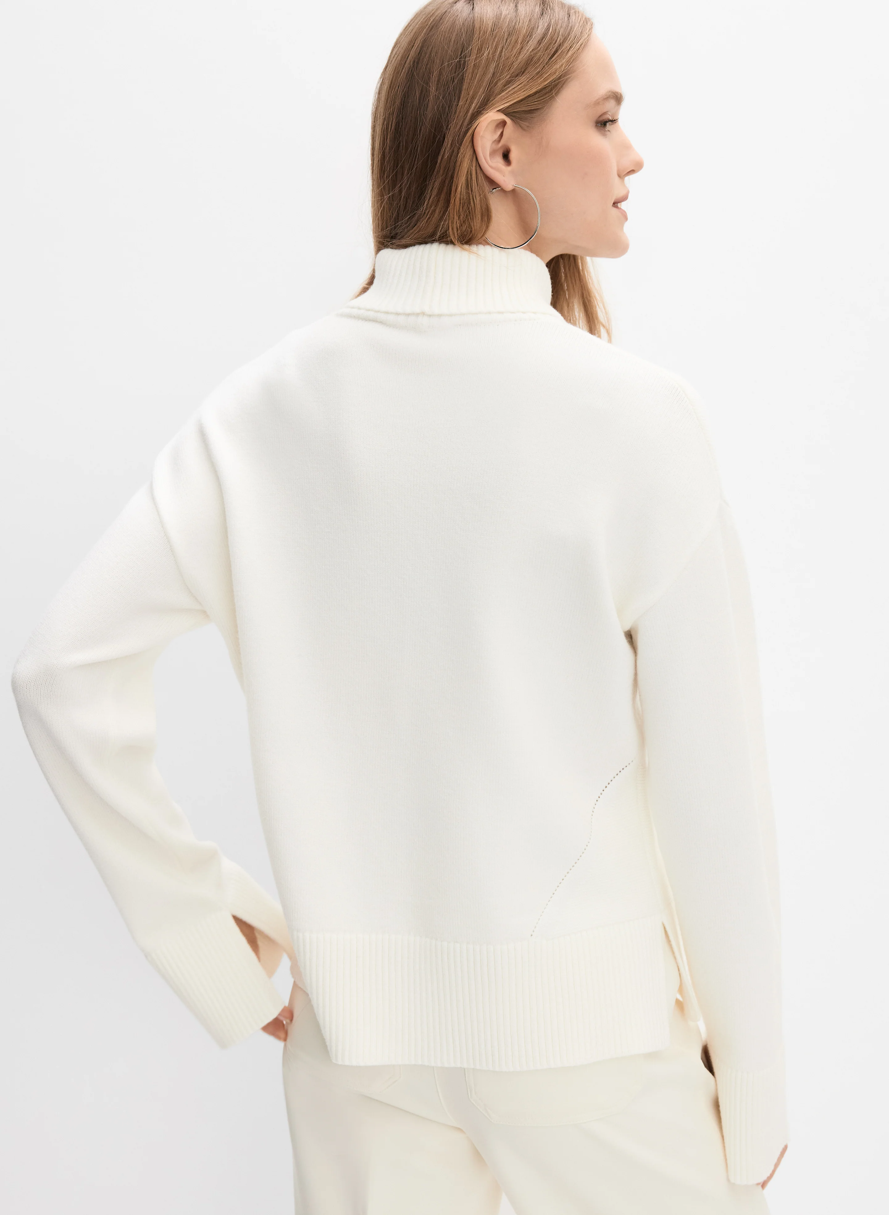 Ribbed Detail Turtleneck Sweater - Image 4