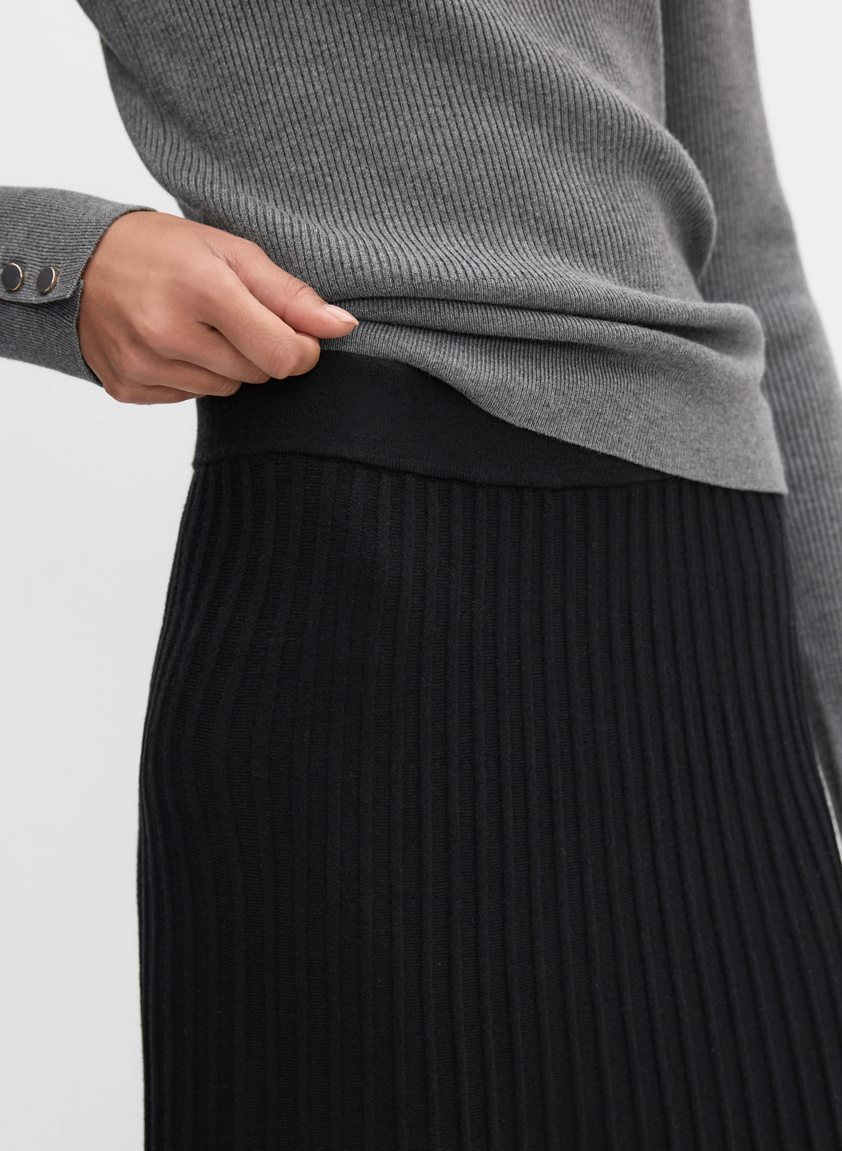 Ribbed Knit A-Line Skirt - Image 4