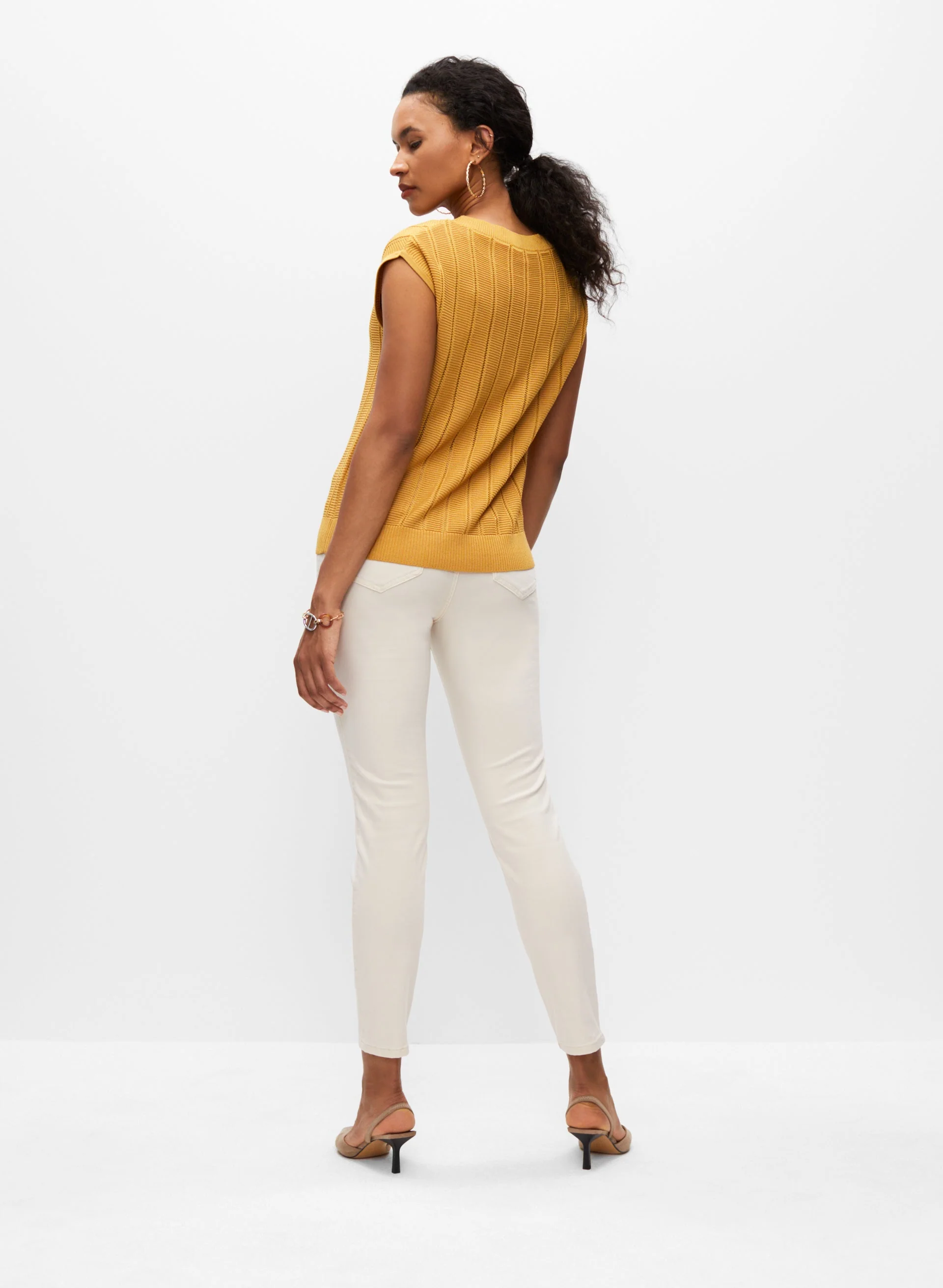 Short Sleeve Sweater - Image 4