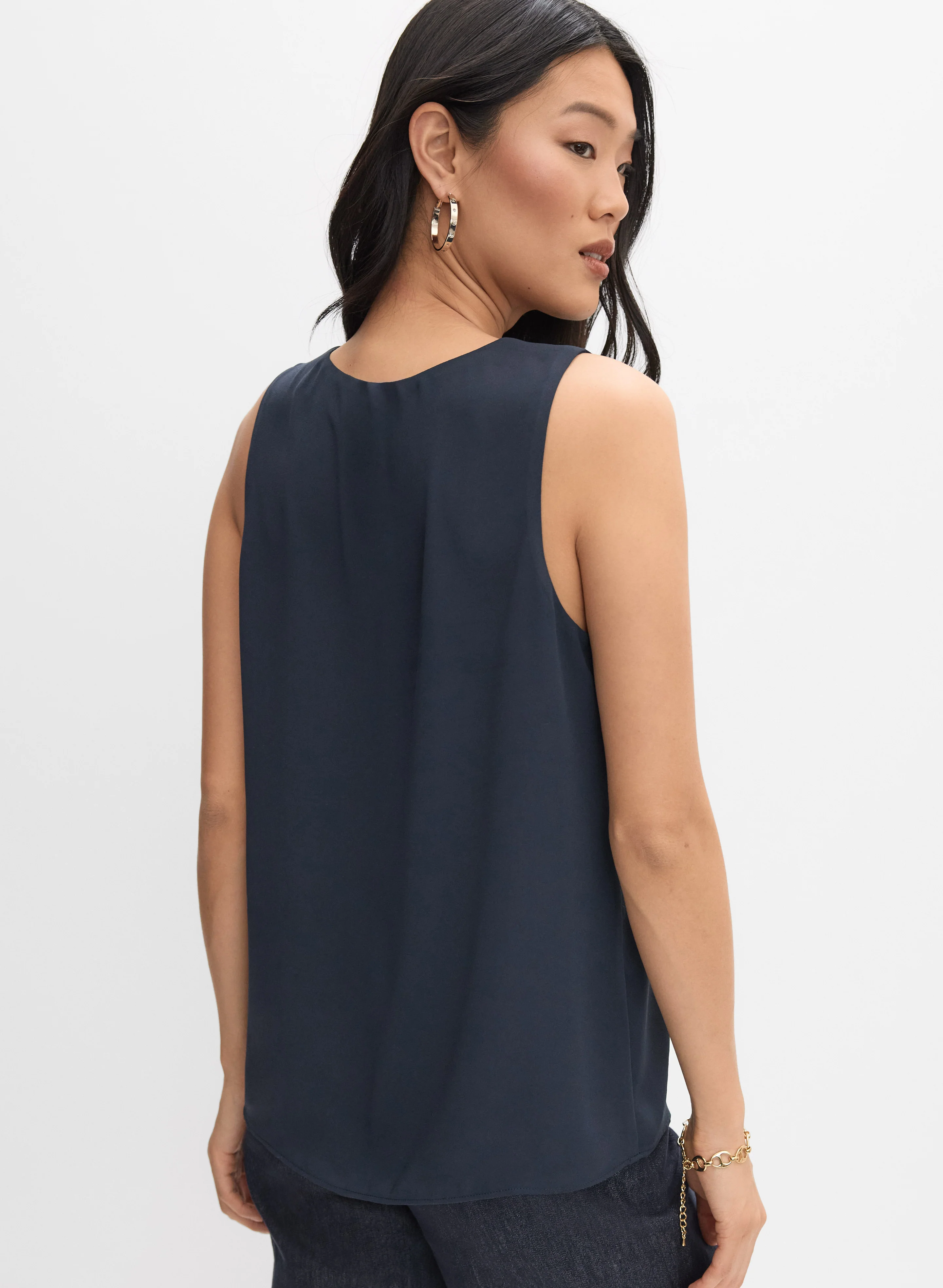 Sleeveless Crepe Blouse - Image 4