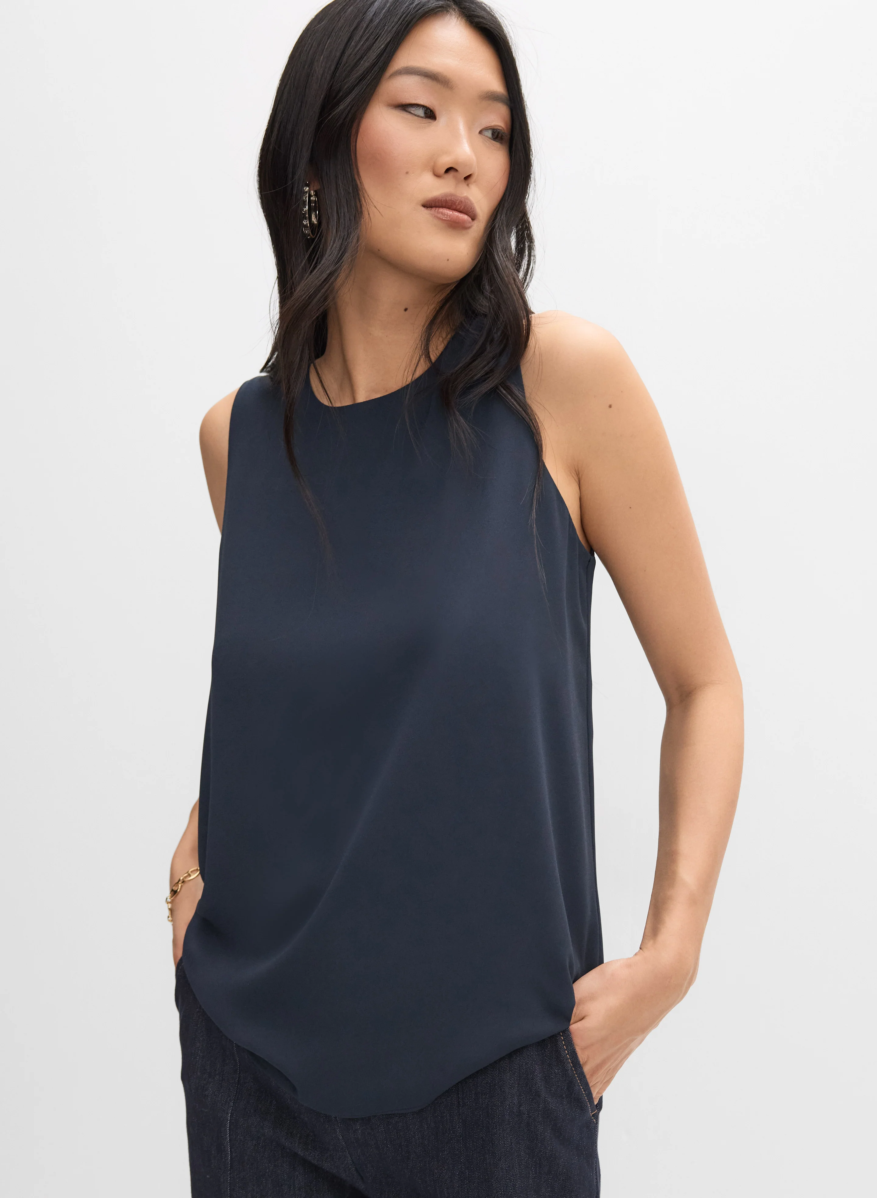 Sleeveless Crepe Blouse - Image 5