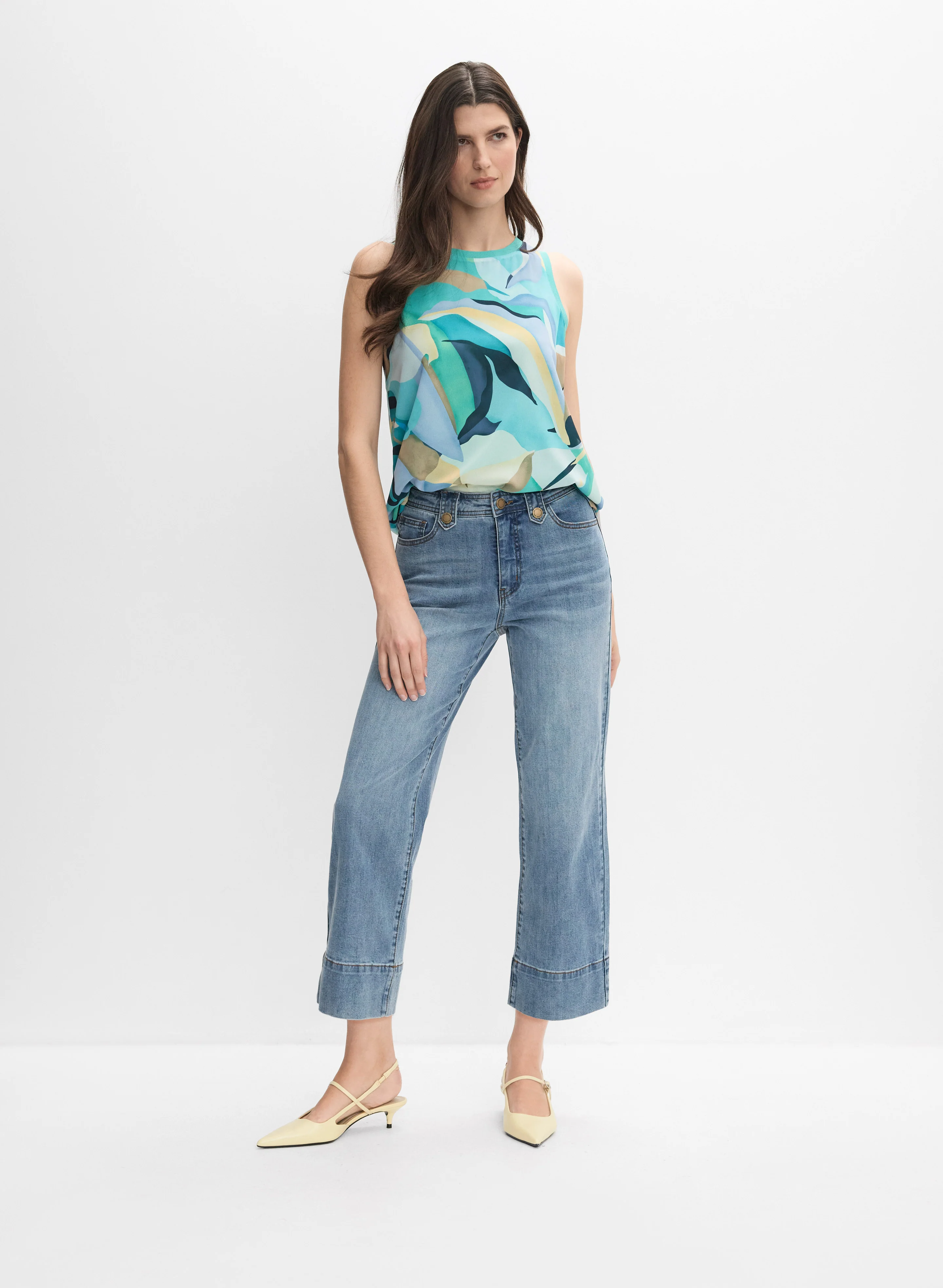 Sleeveless Leaf Print Blouse - Image 3