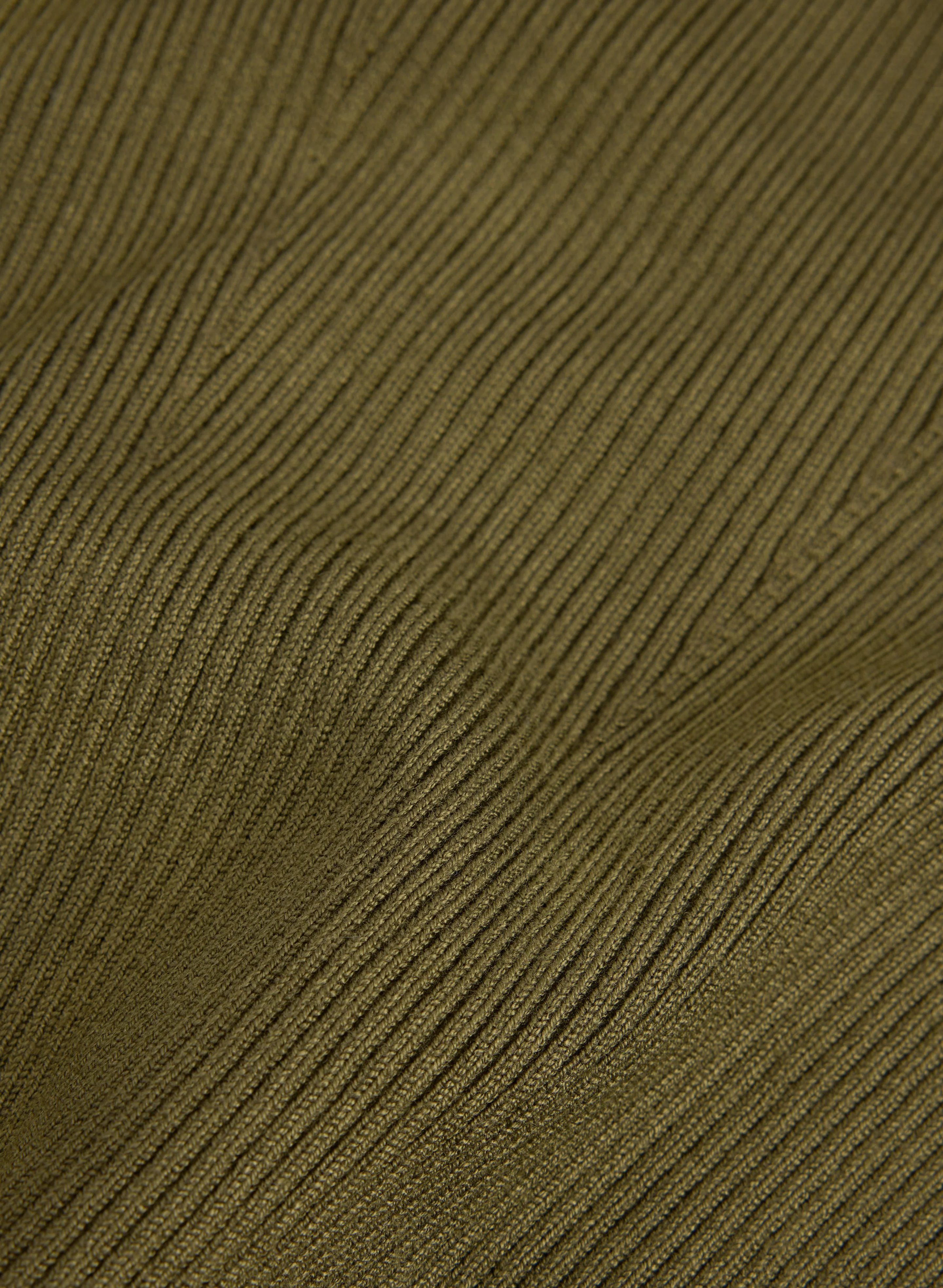 Sleeveless Mock Neck Sweater - Image 7