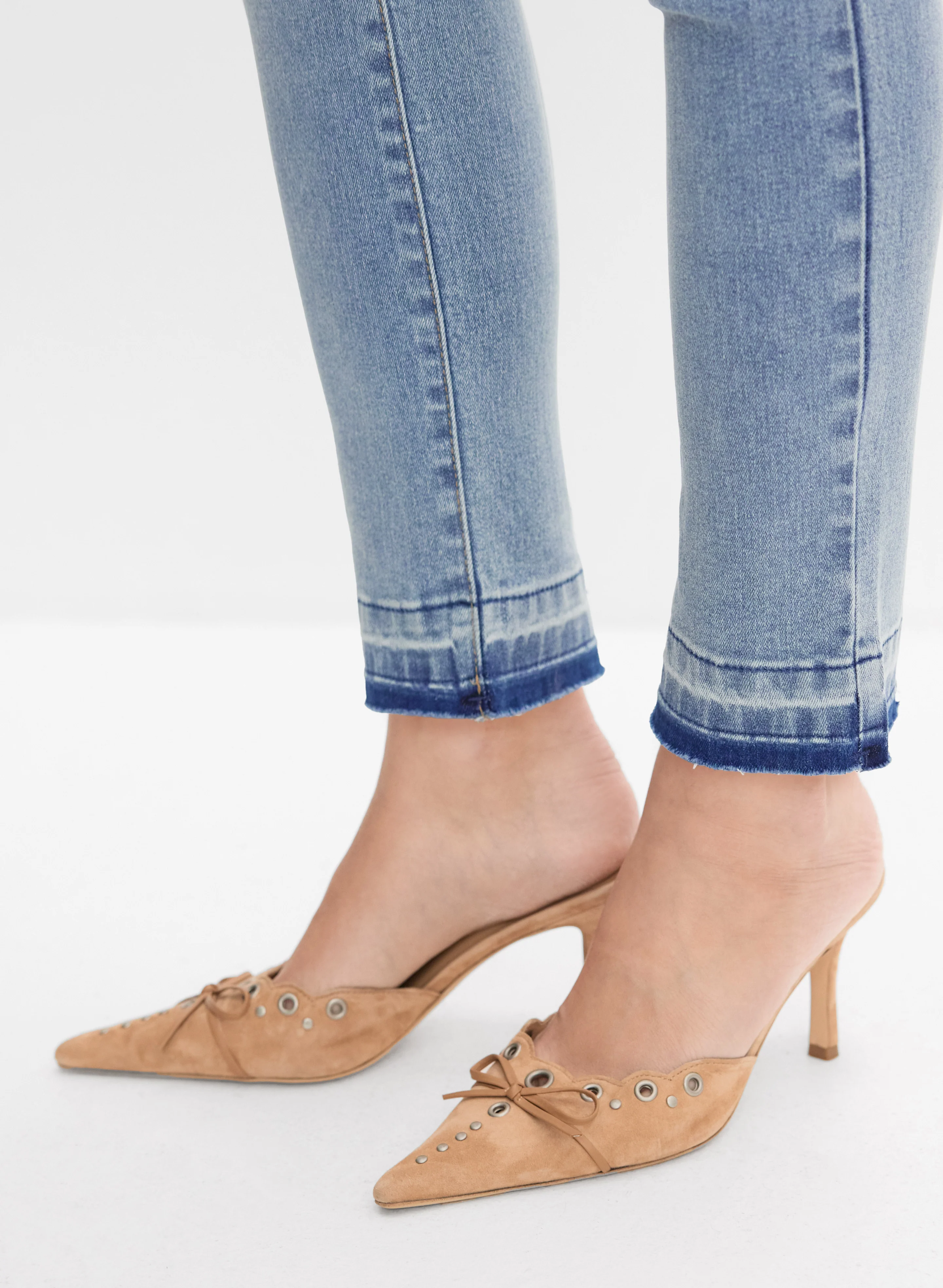 Slim-Leg Jeans - Image 4