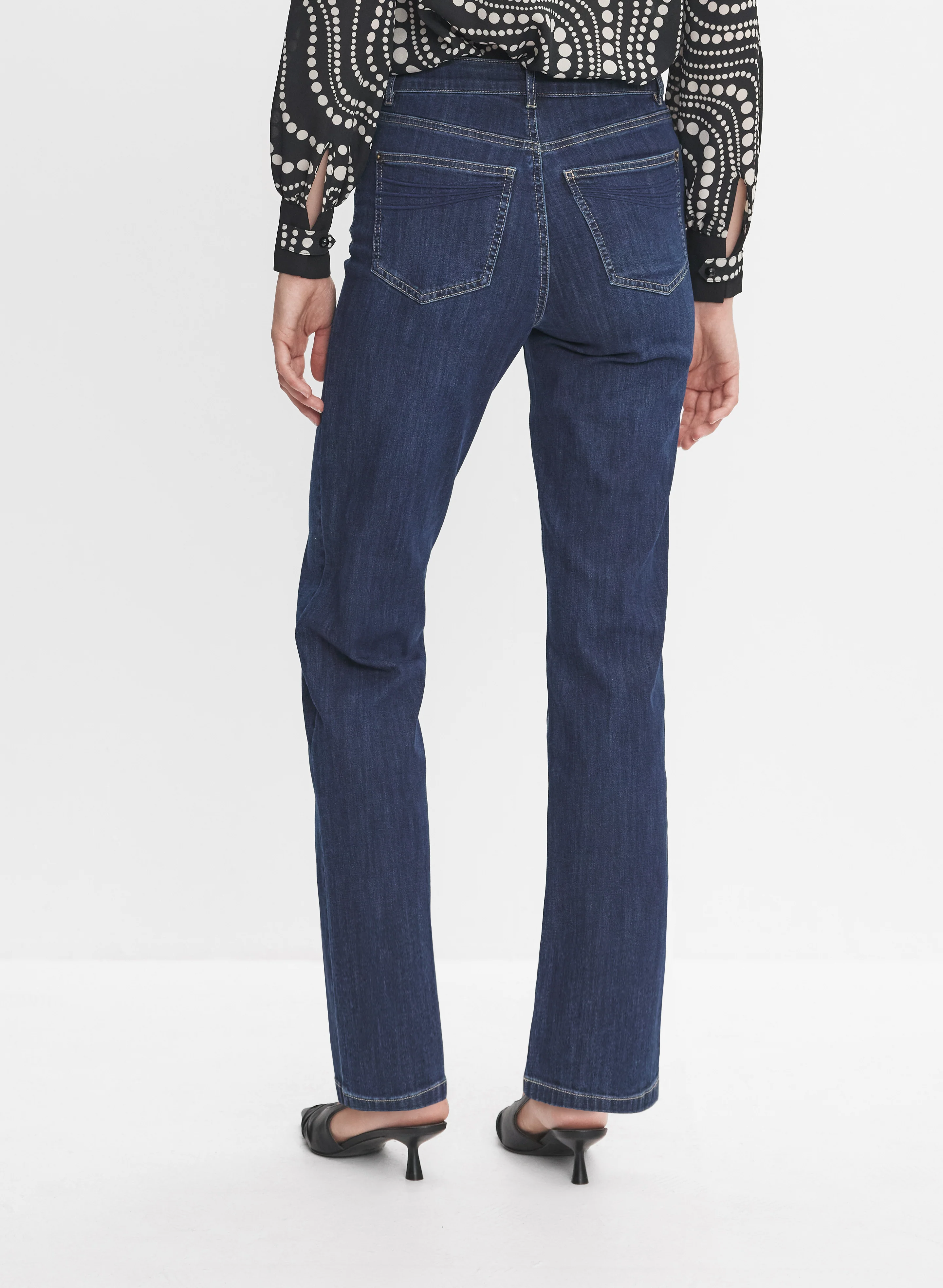 Straight-Leg Jeans - Image 2