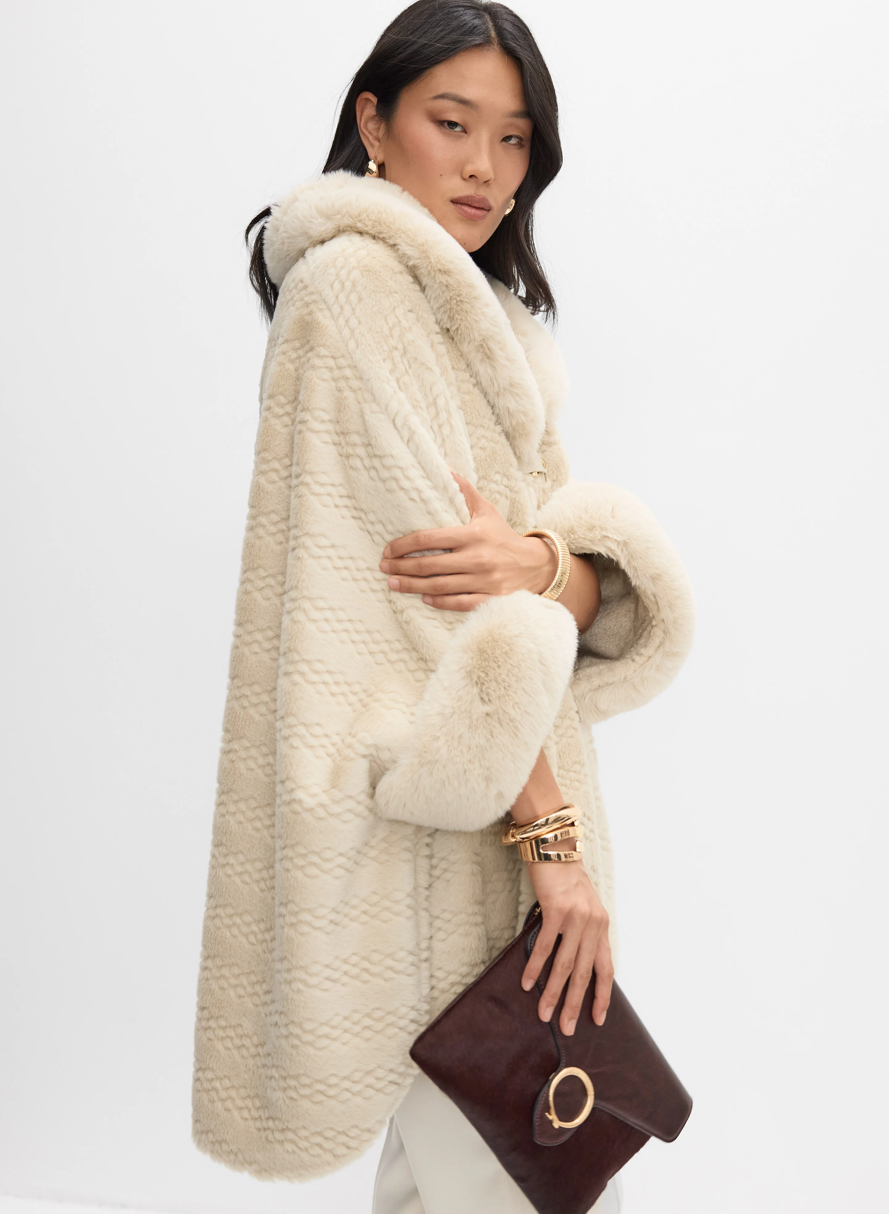 Textured Faux-Fur Poncho - Image 3