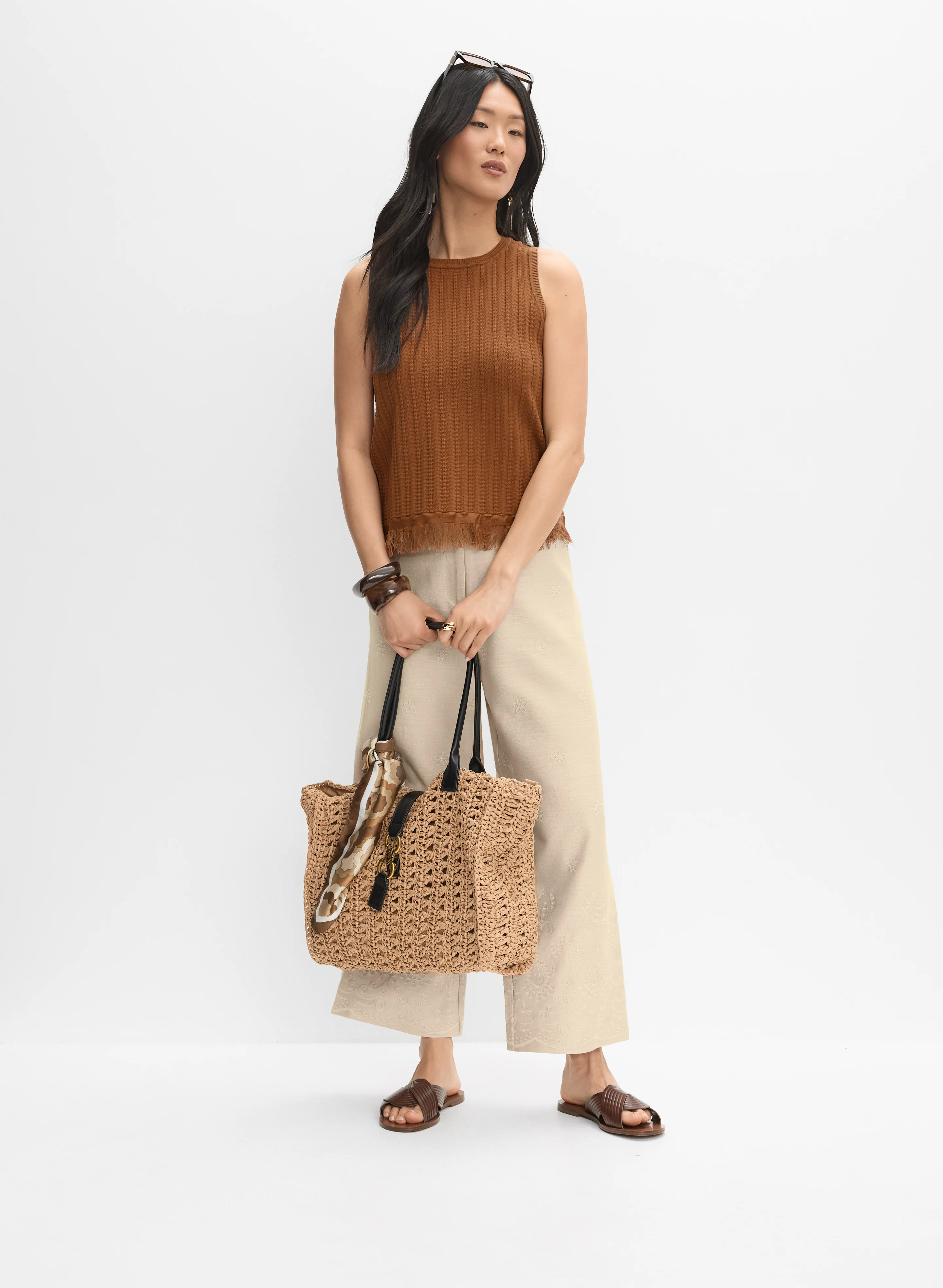 Tonal Embroidered Linen-Blend Pants - Image 3