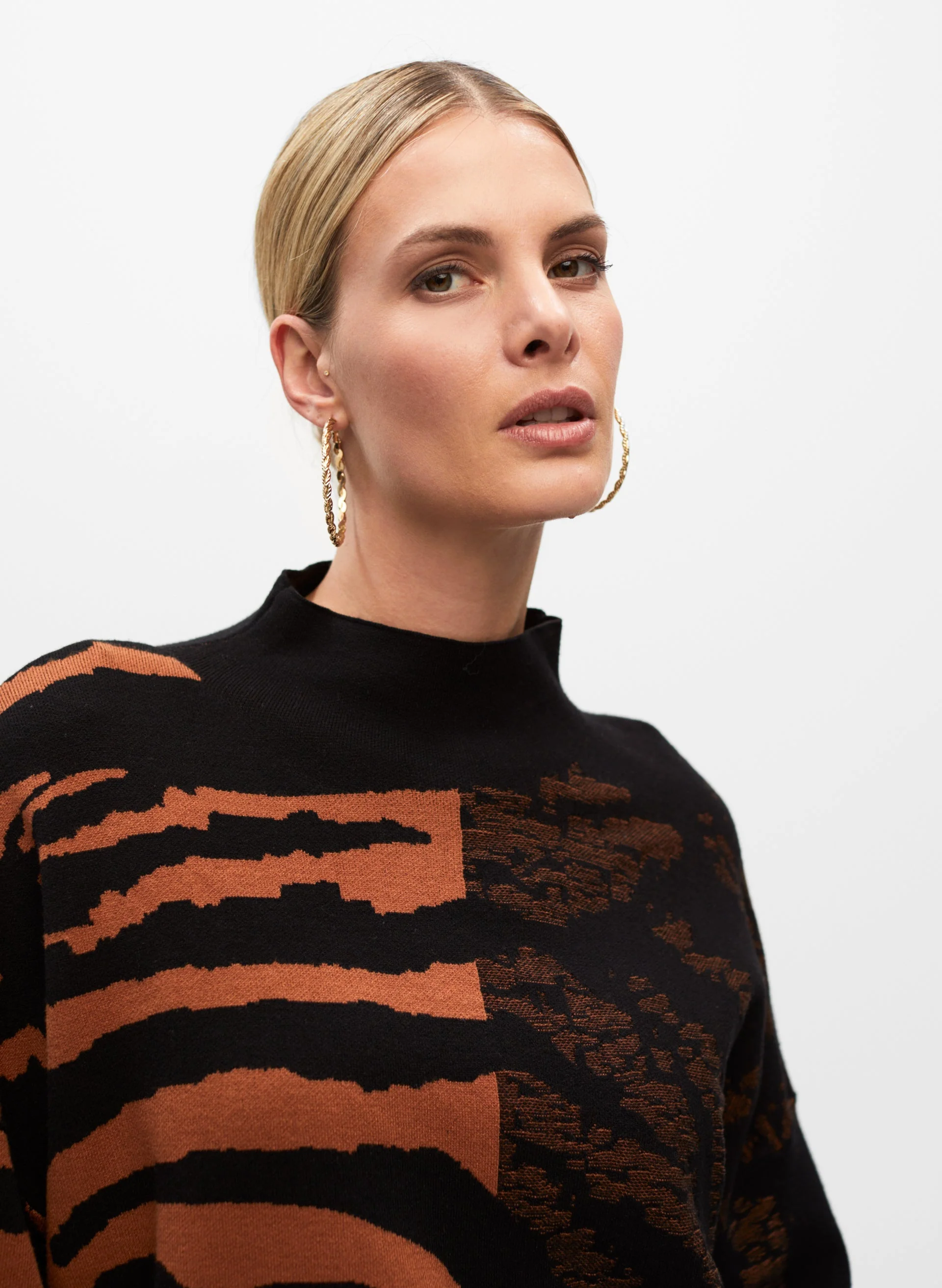 Tonal Zebra Motif Jacquard Sweater - Image 2
