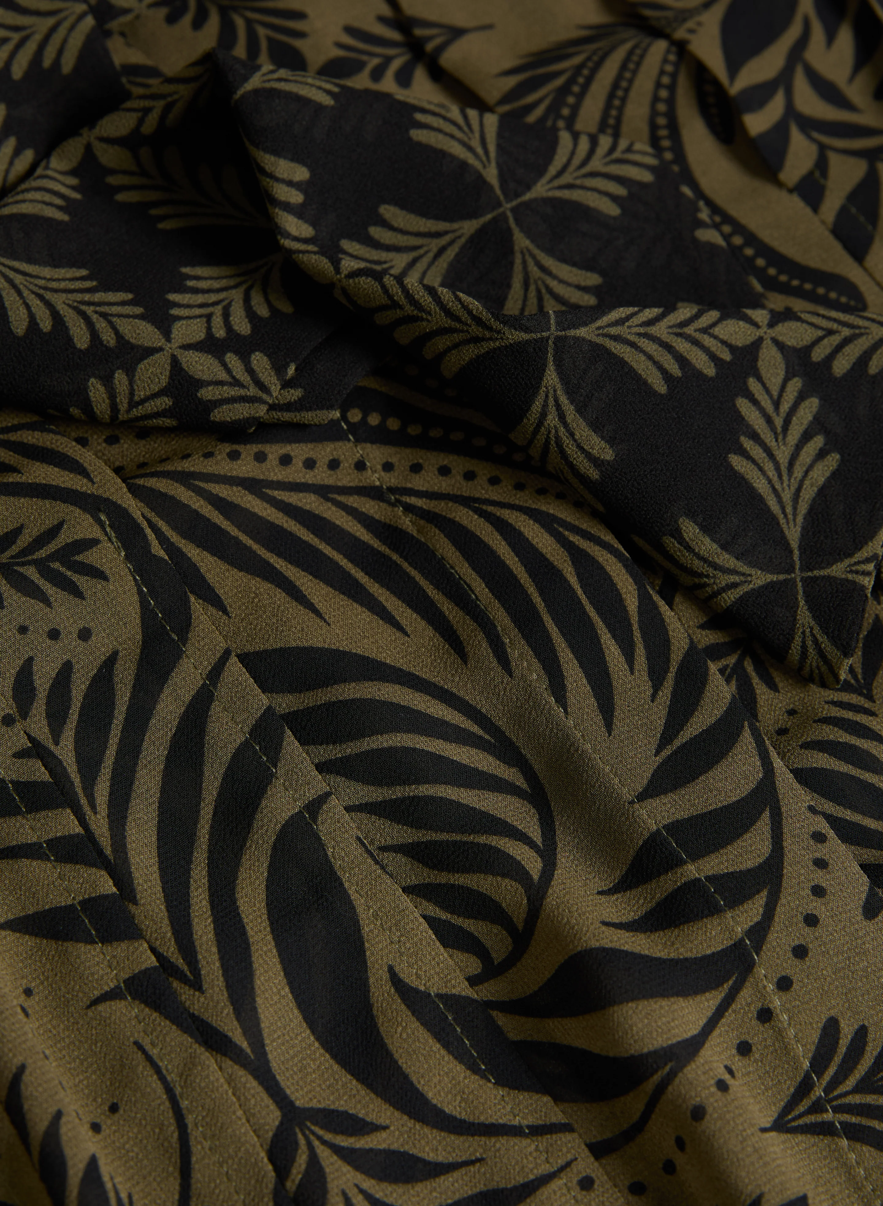 V-Neck Mixed Print Blouse - Image 7