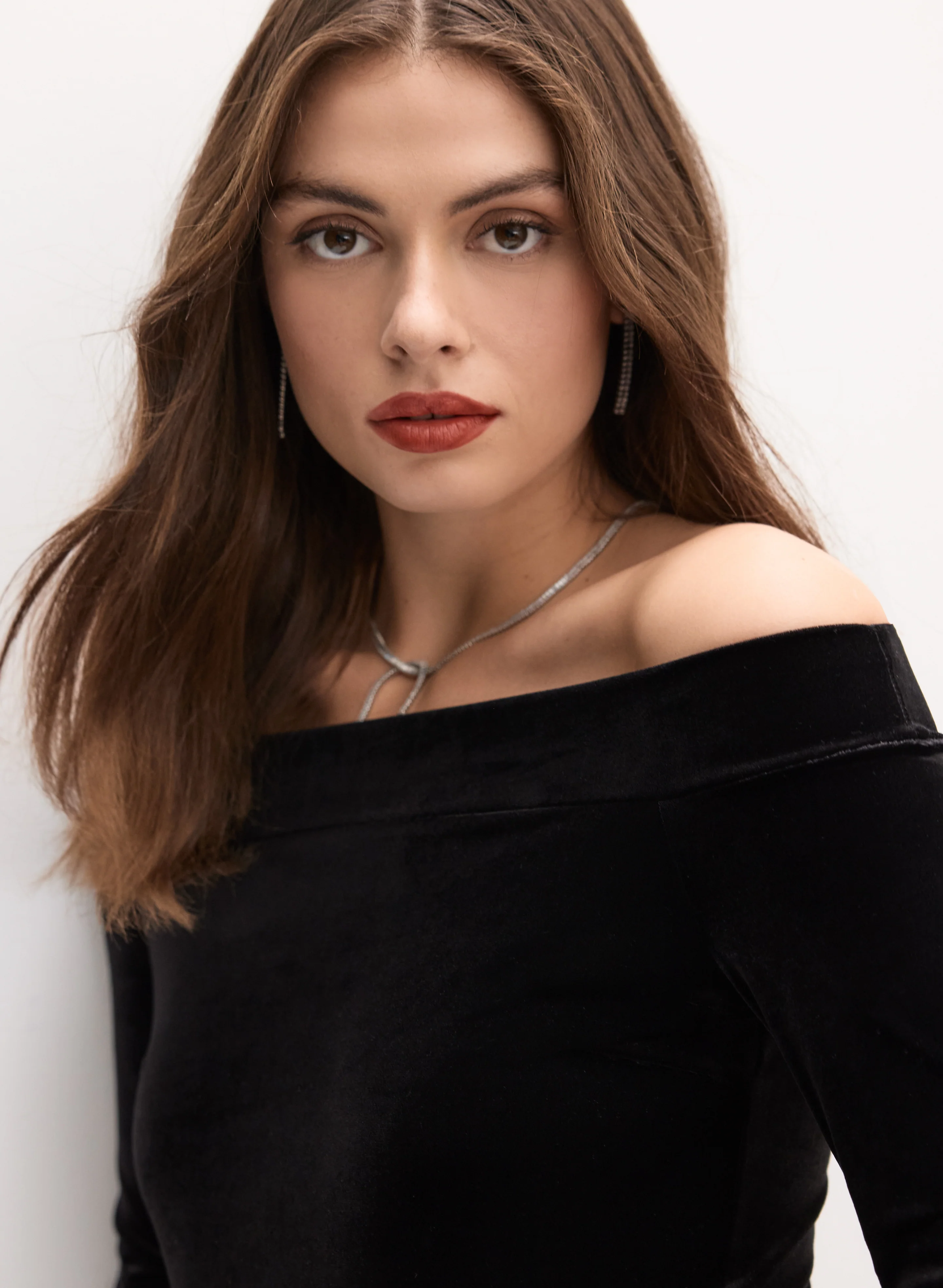 Velvet Off-Shoulder Top - Image 2